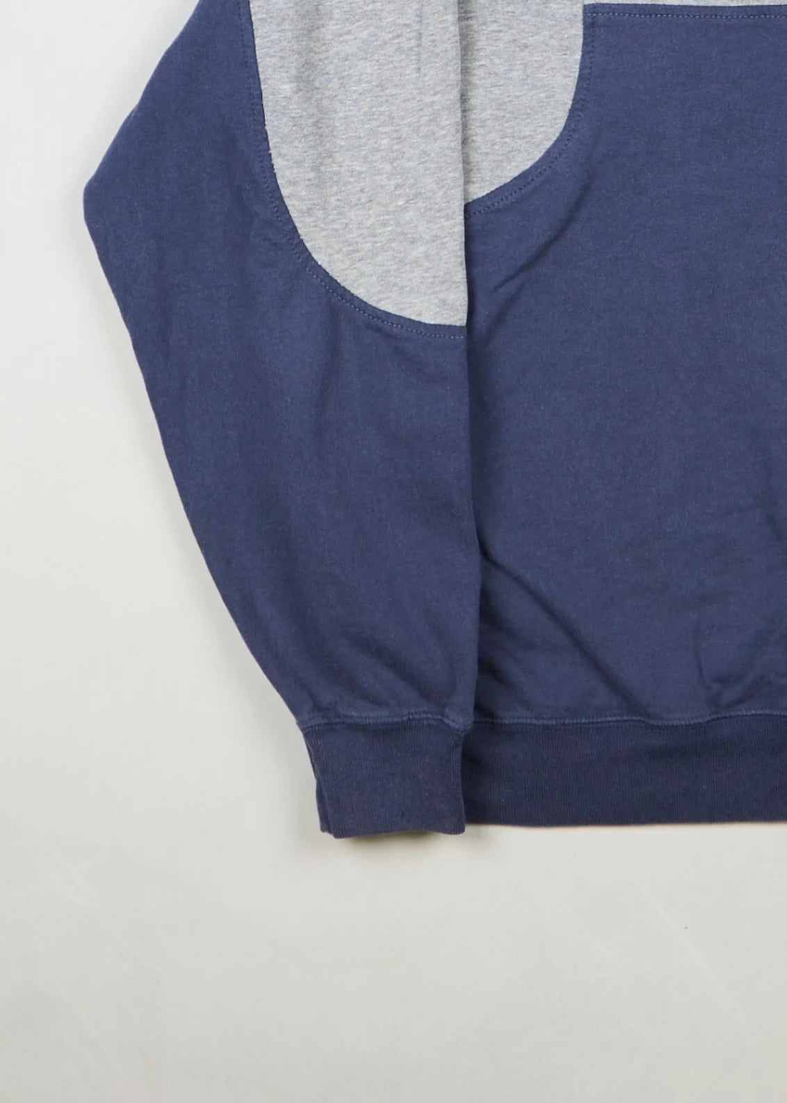 Nike - Sweatshirt (L) Bottom Left