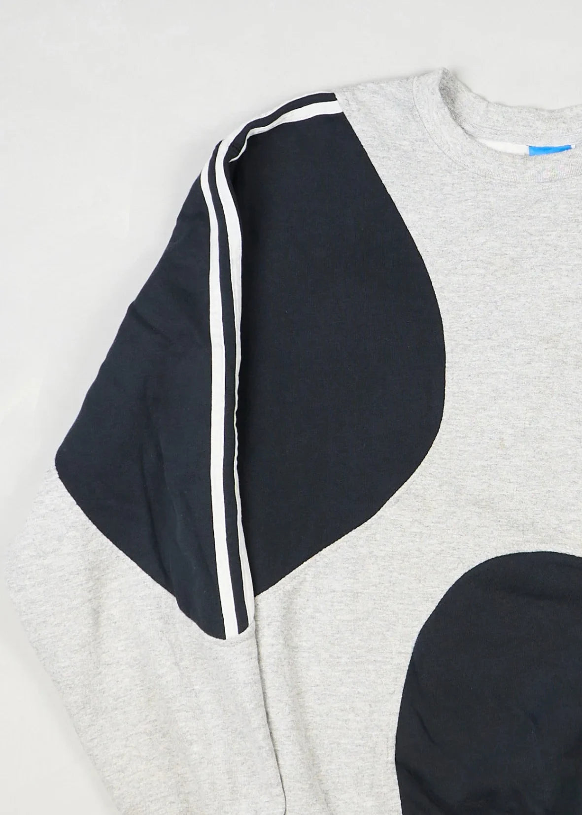 Adidas - Sweatshirt (M) Left