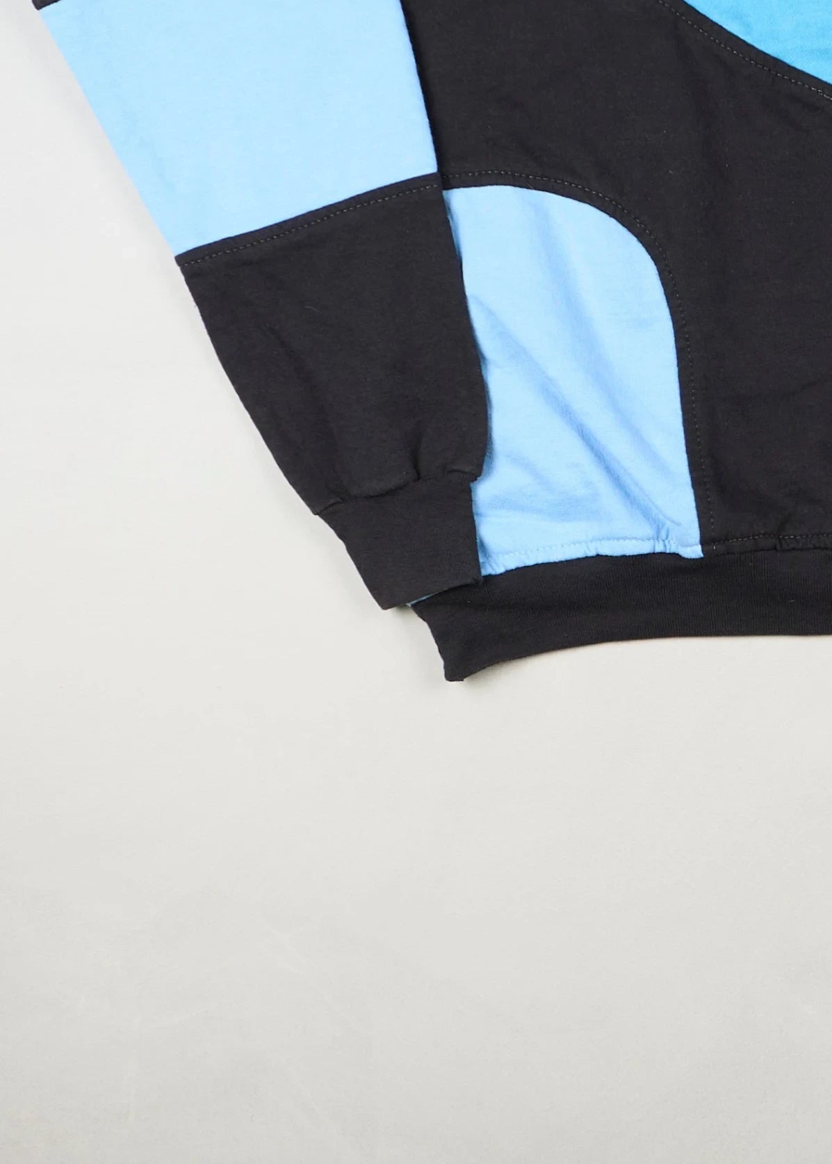 Nike - Sweatshirt (L) Bottom Left