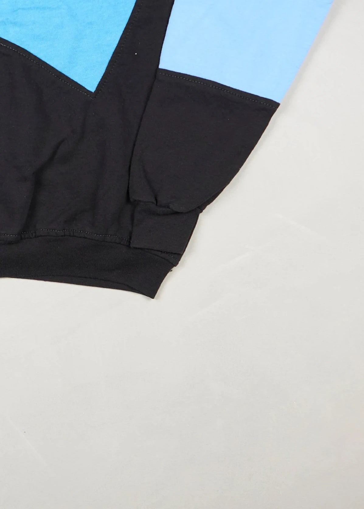 Nike - Sweatshirt (L) Bottom Right