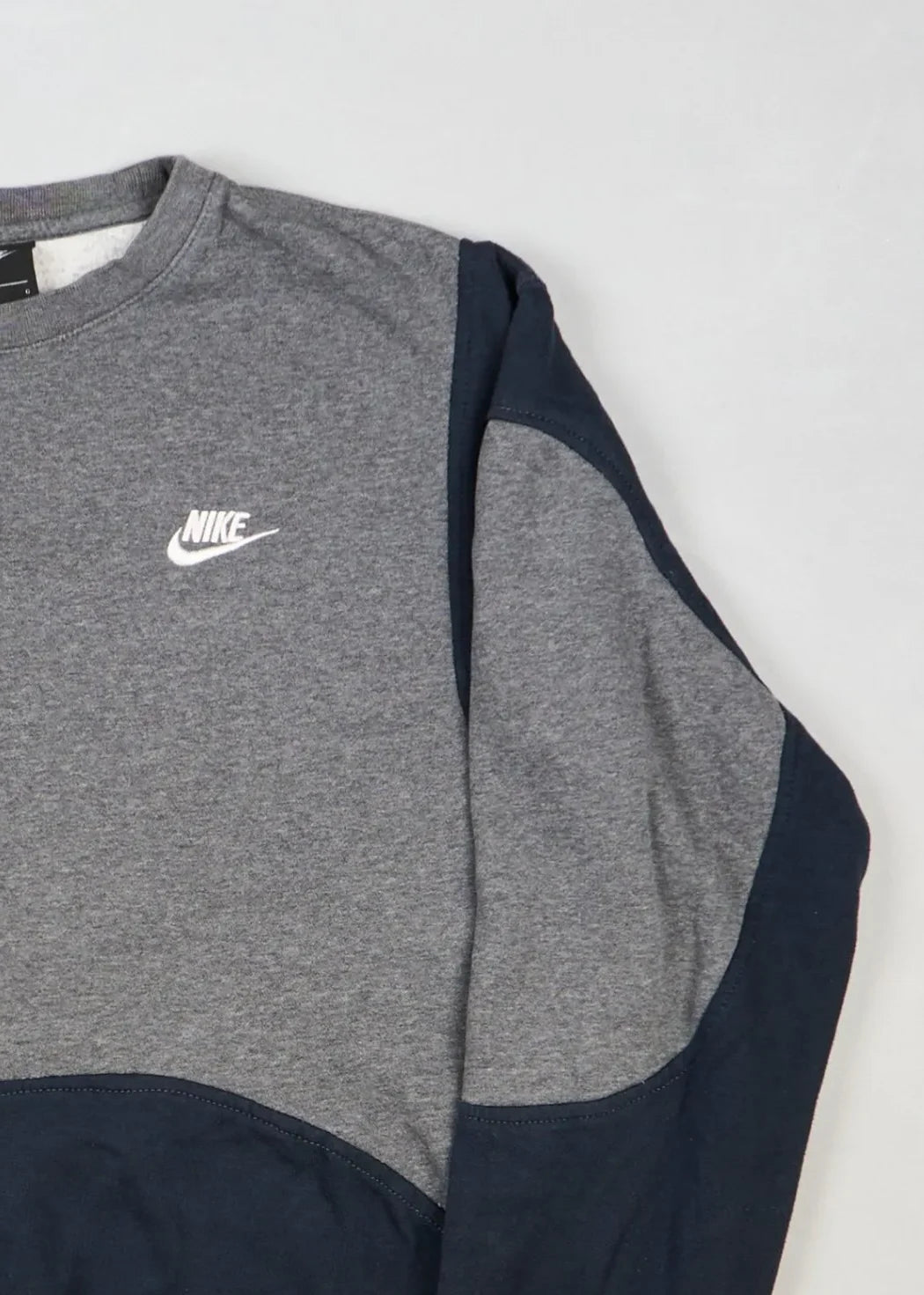 Nike - Sweatshirt (L) Right