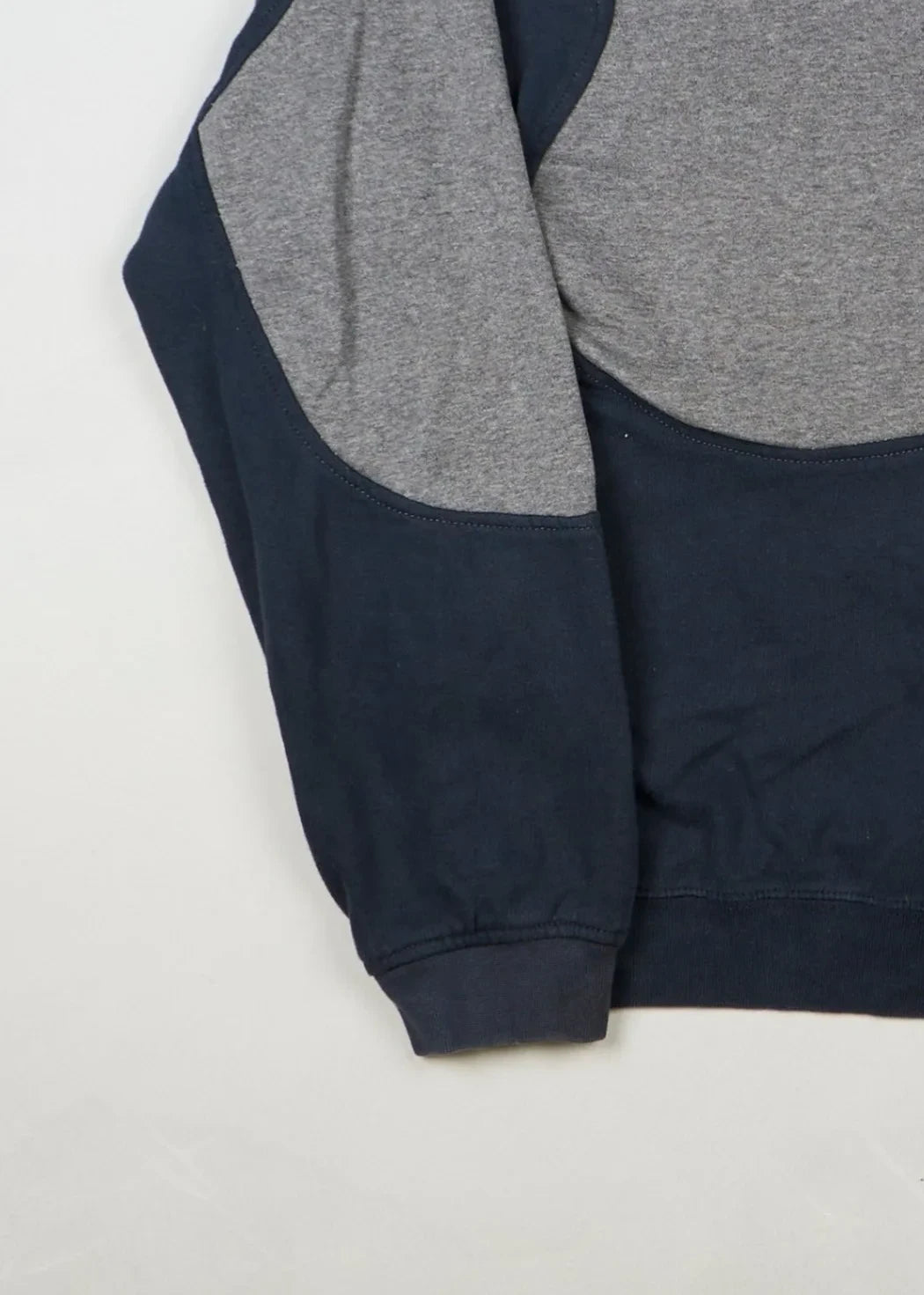 Nike - Sweatshirt (L) Bottom Left