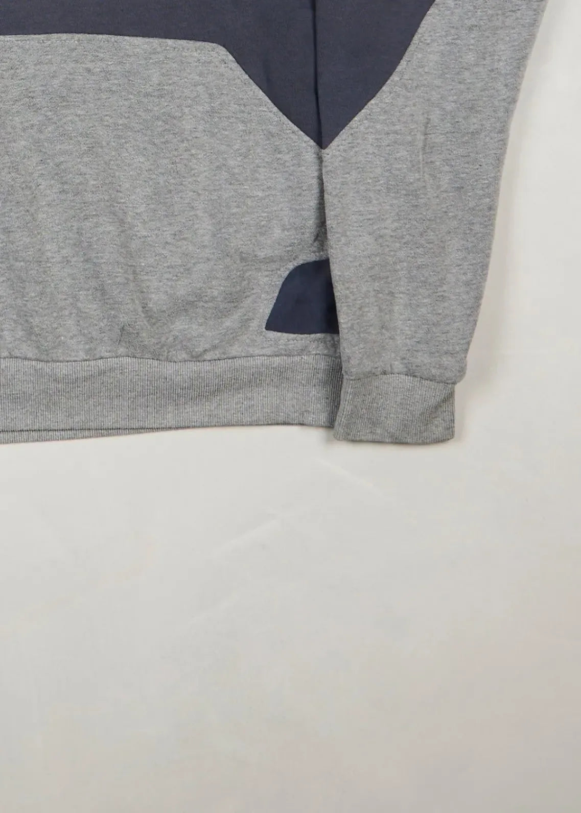 Adidas - Sweatshirt (XL) Bottom Right