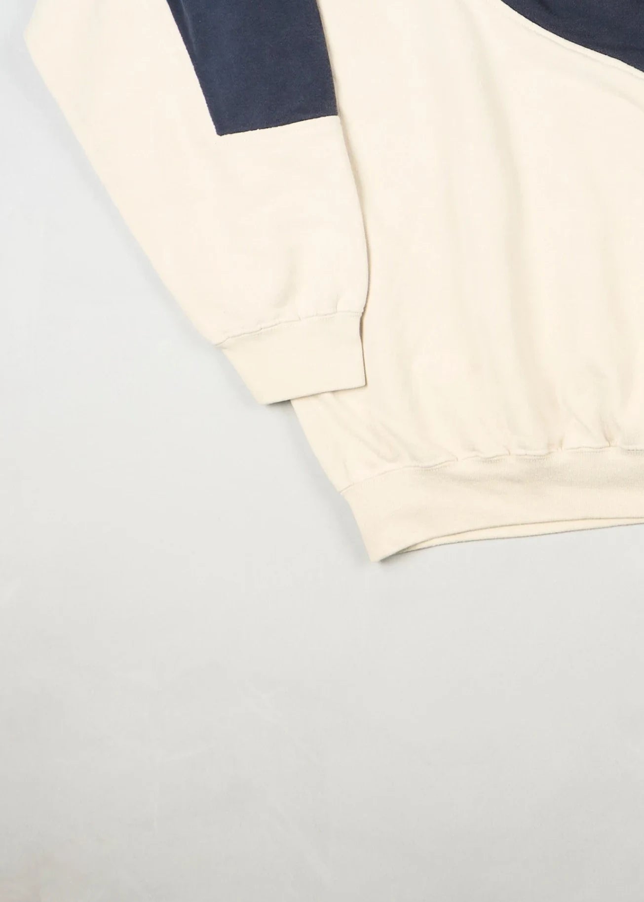 Nike - Sweater (XL) Bottom Left