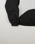 Adidas - Sweatshirt (M) Bottom Left