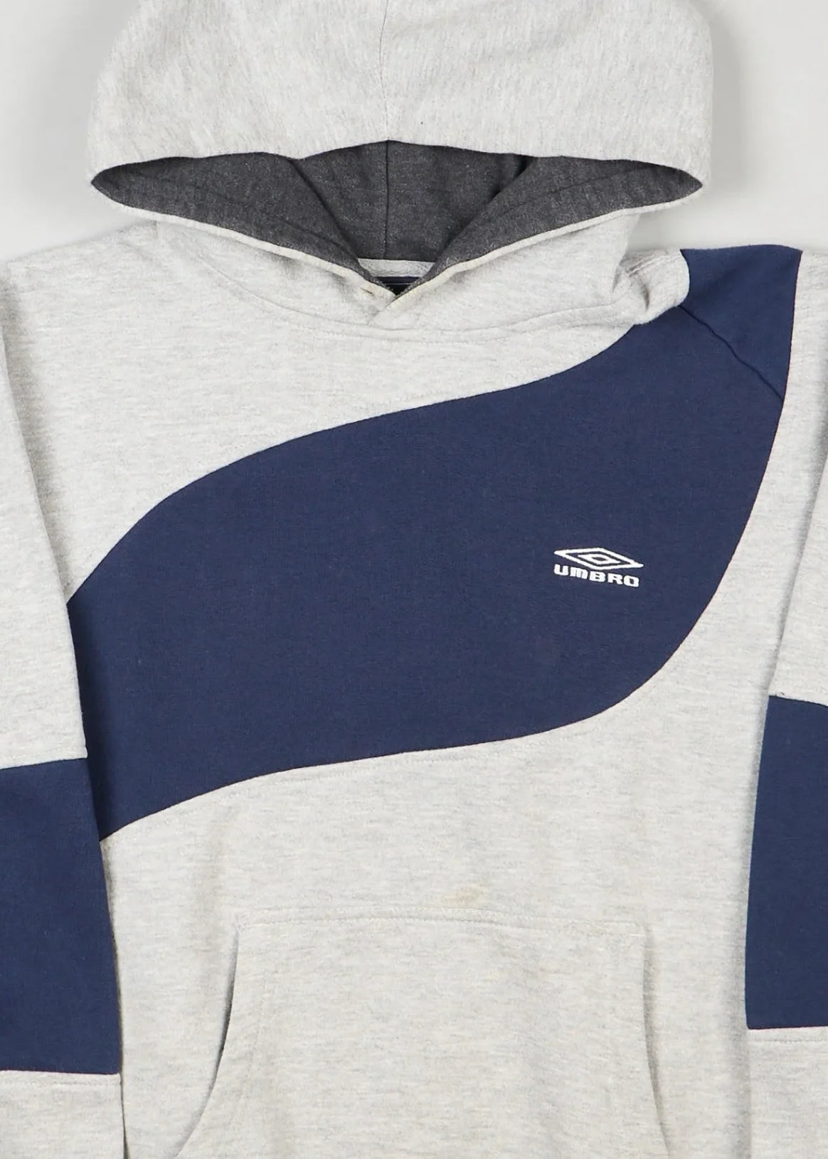 Umbro - Hoodie (S) Center