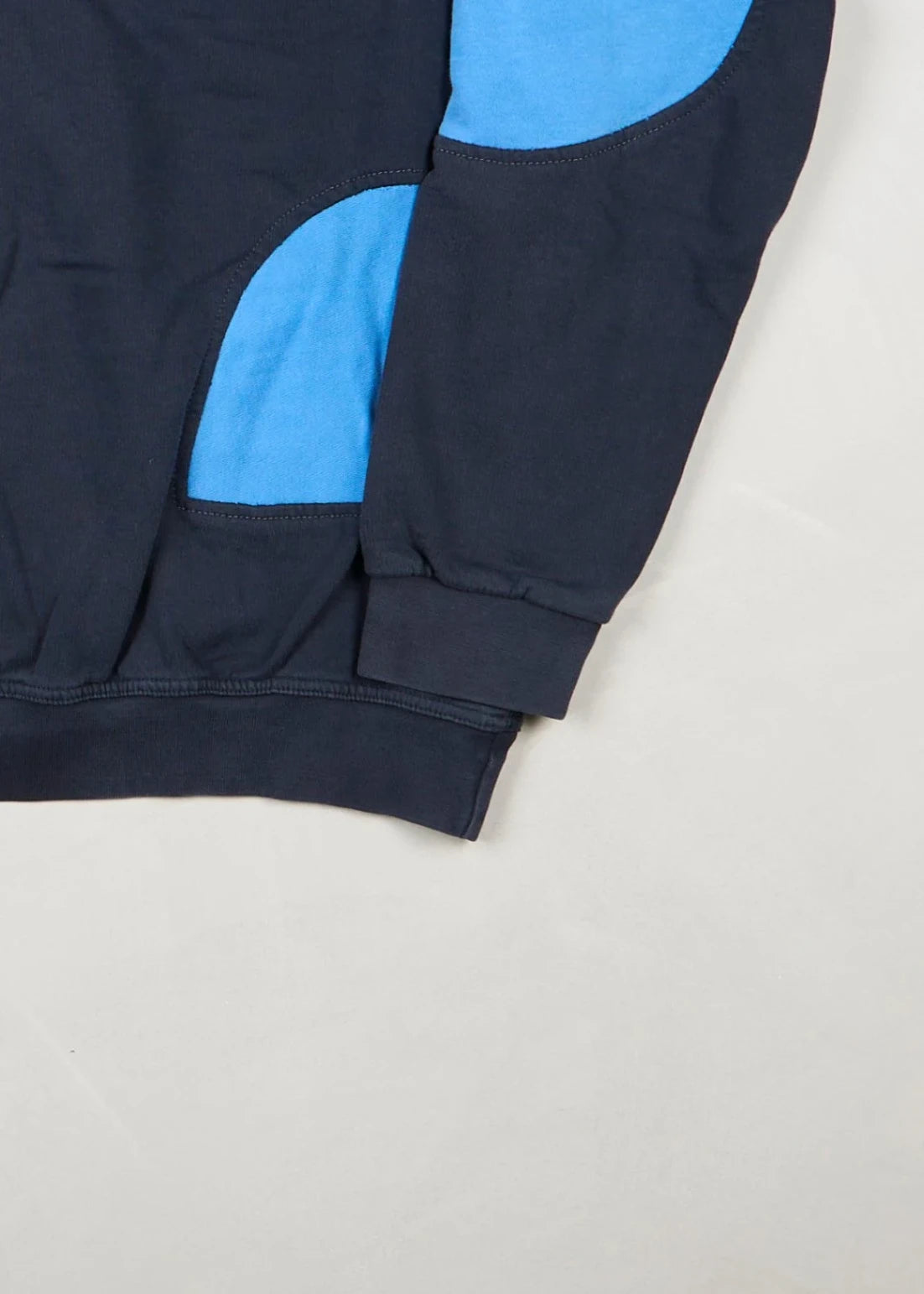 Nike - Sweater (L) Bottom Right