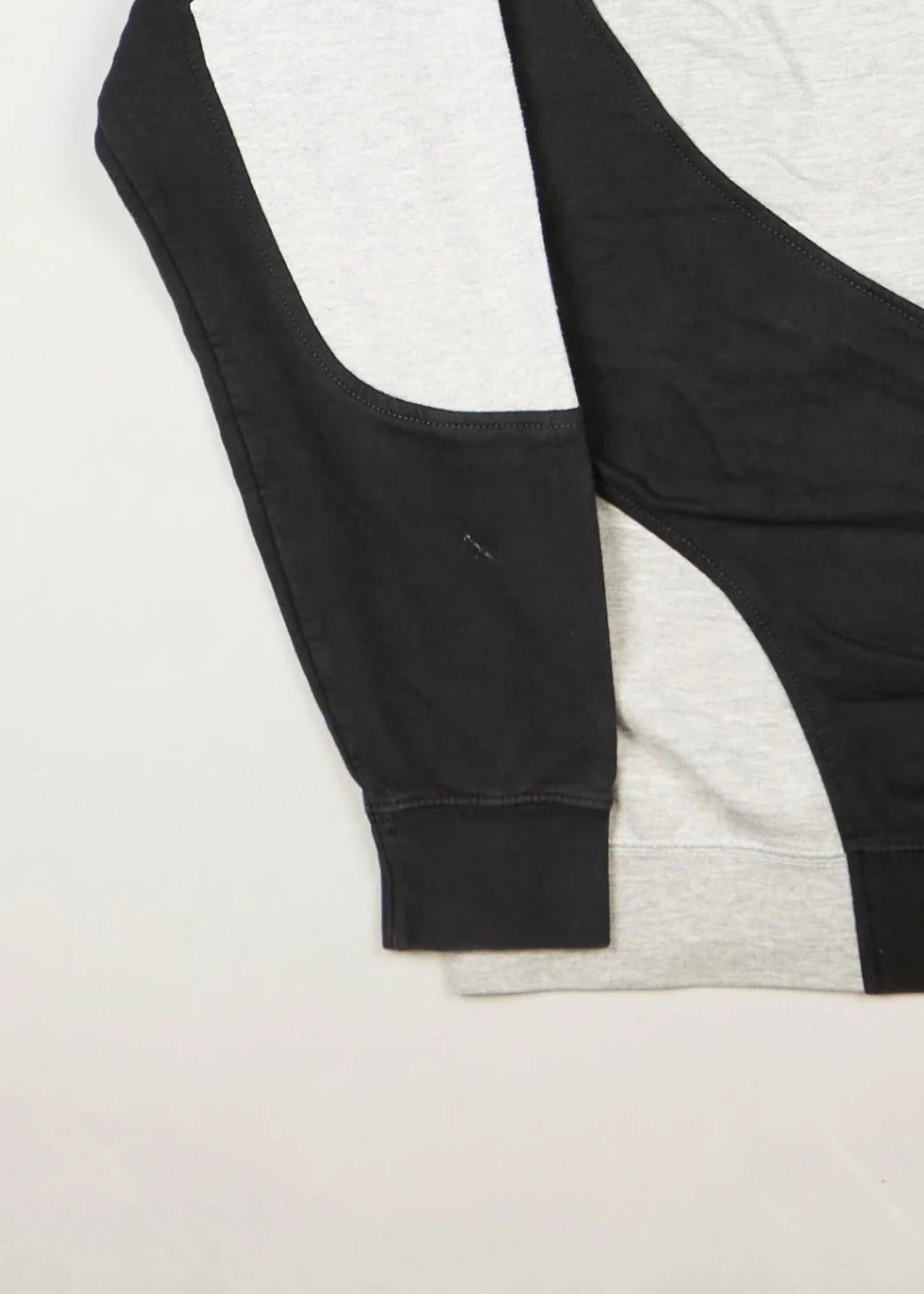 Nike - Sweatshirt (L) Bottom Left