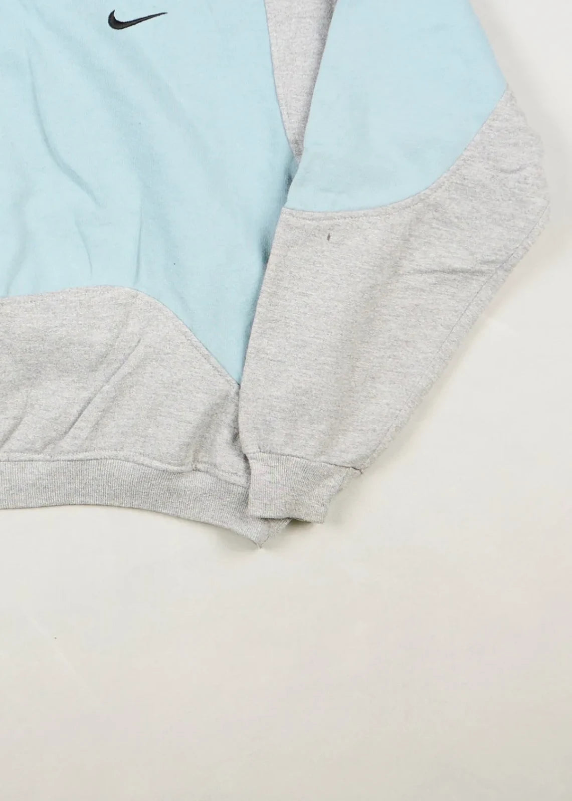 Nike - Sweatshirt (L) Bottom Right