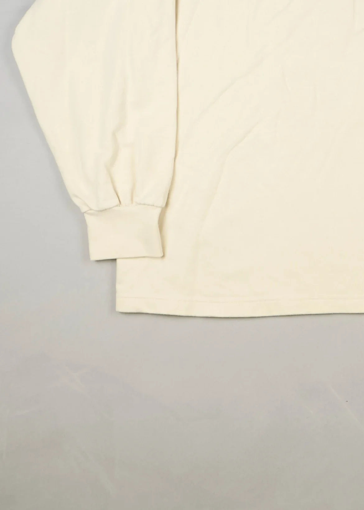 Umbro - Sweatshirt (M) Bottom Left