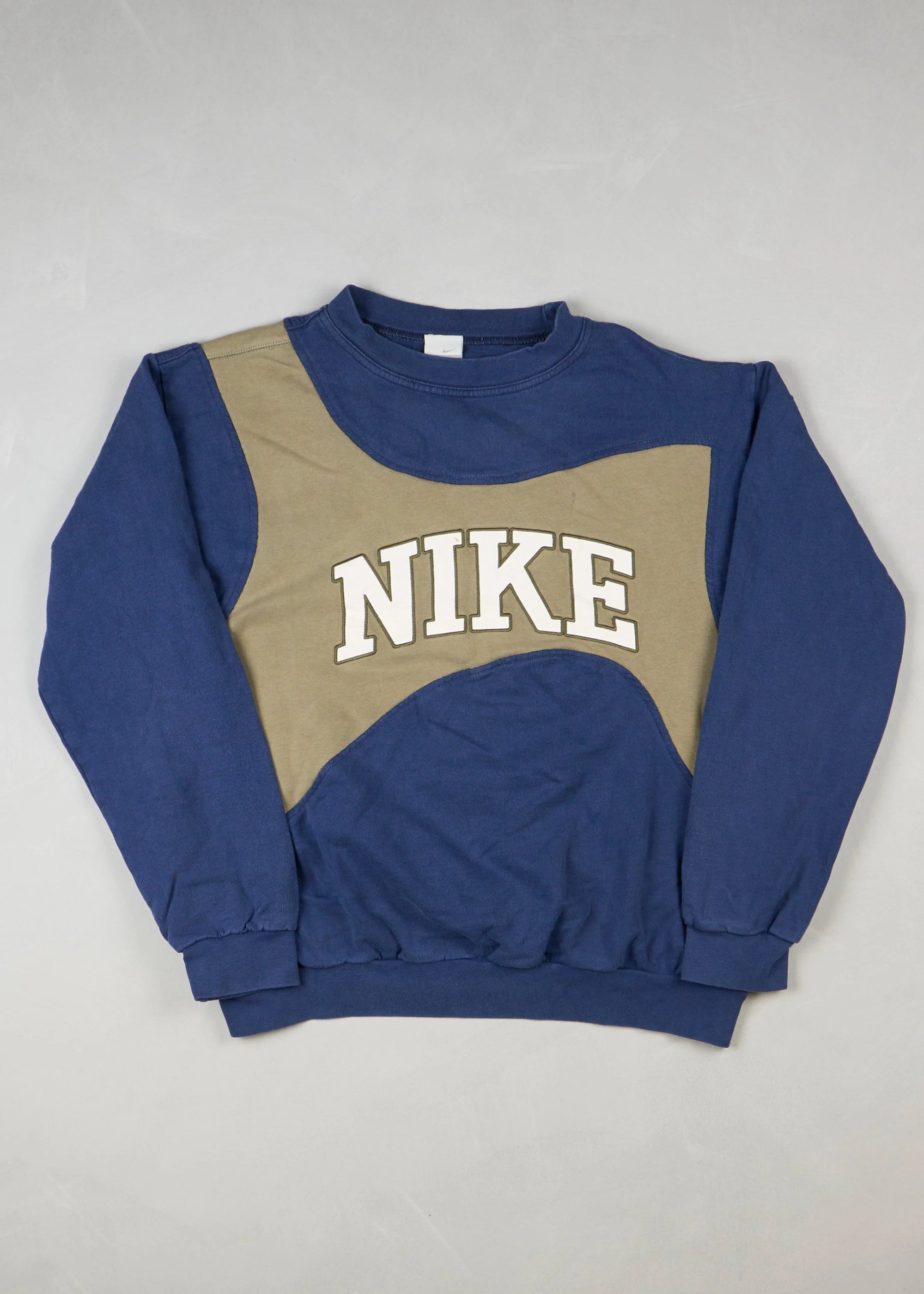 Nike Sweater M Simeon Vintage