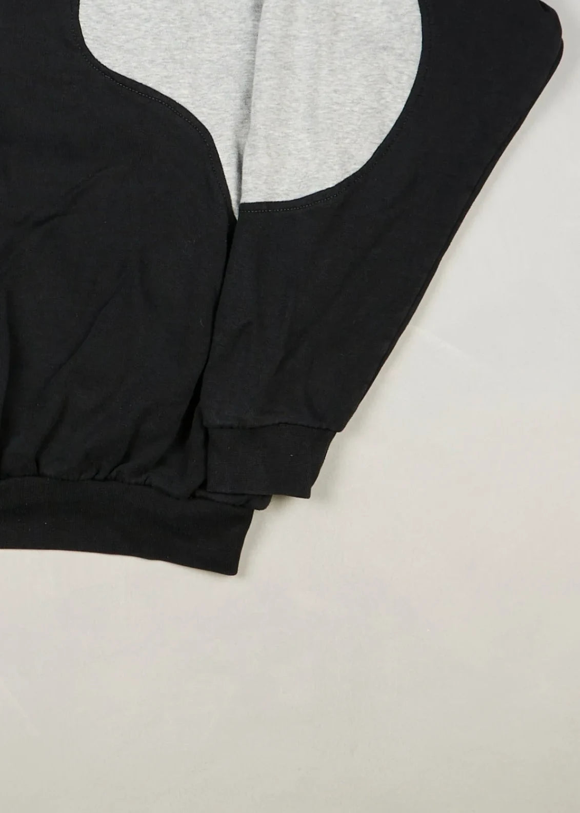 Nike - Sweatshirt (L) Bottom Right