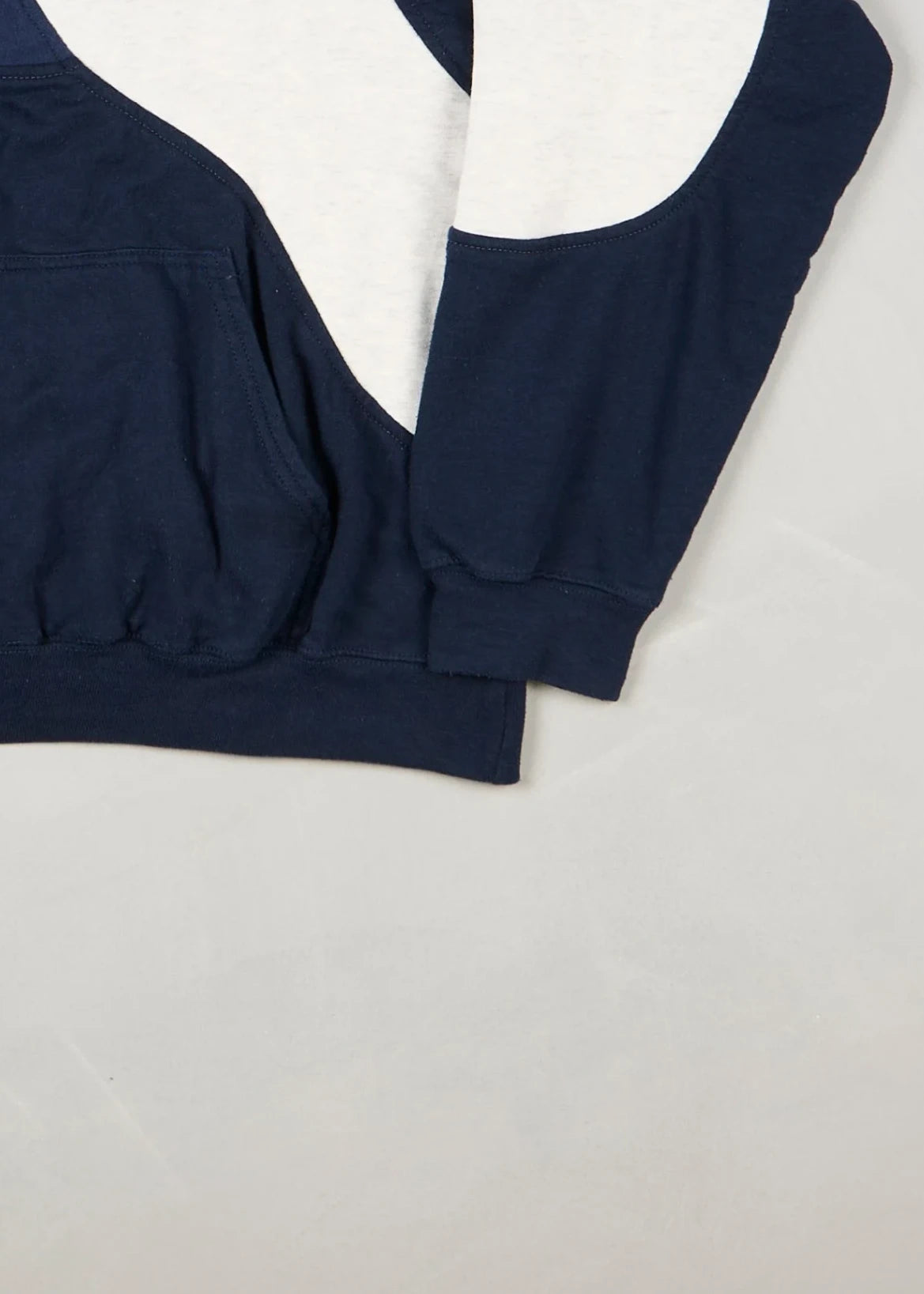 Nike - Hoodie (M) Bottom Right