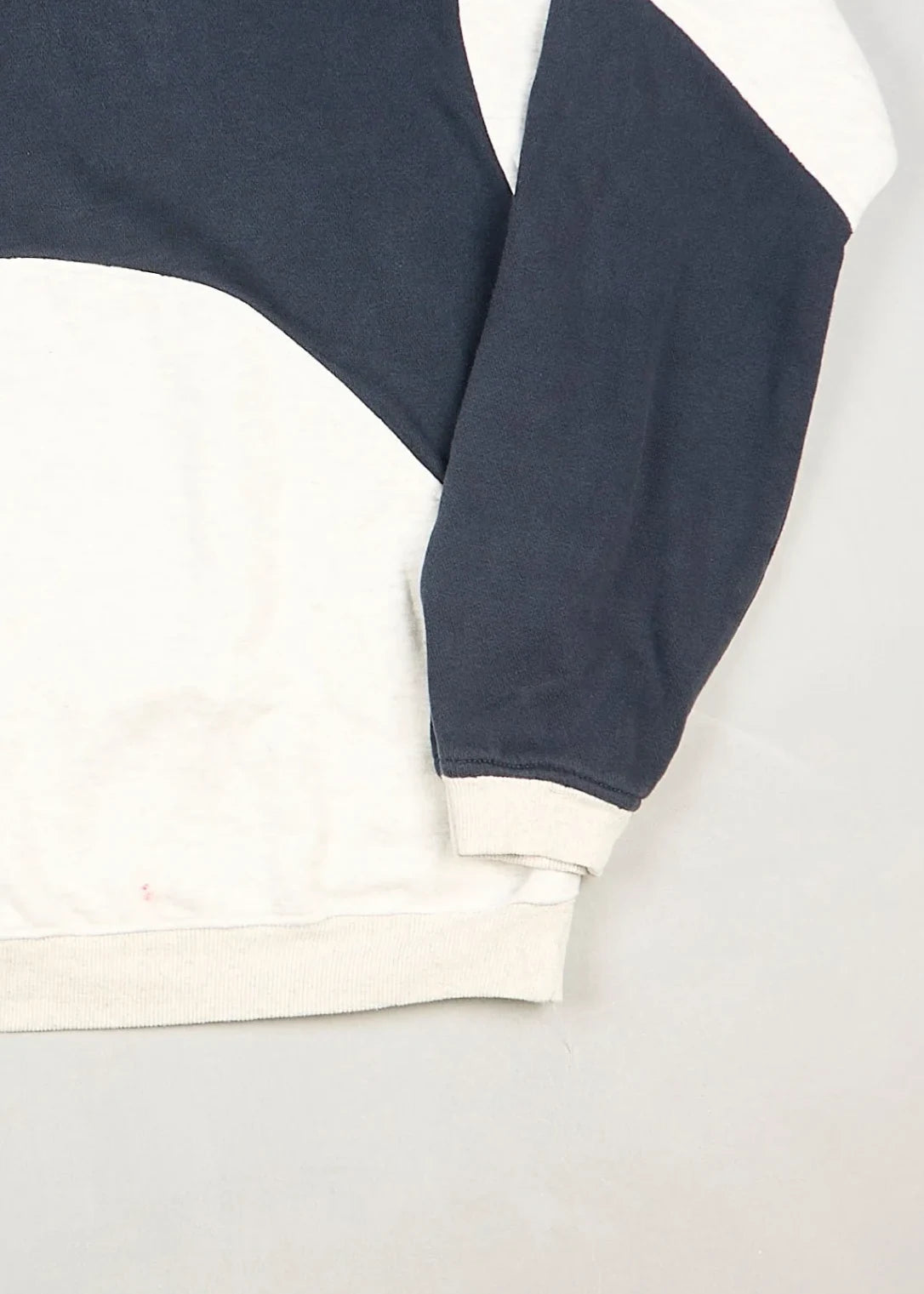 Nike - Hoodie (S) Bottom Right