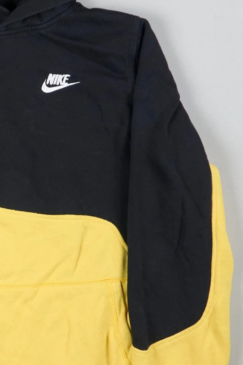 Nike - Renewed Hoodie (L) Right
