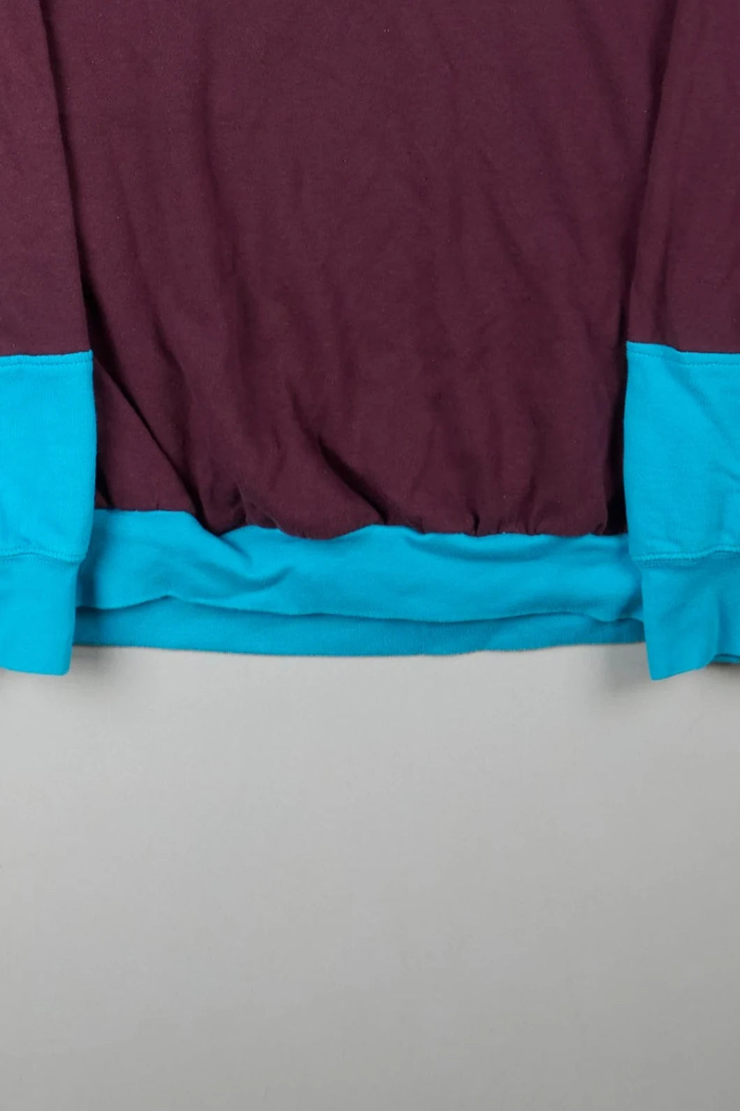 Fila - Renewed Hoodie (M) Bottom