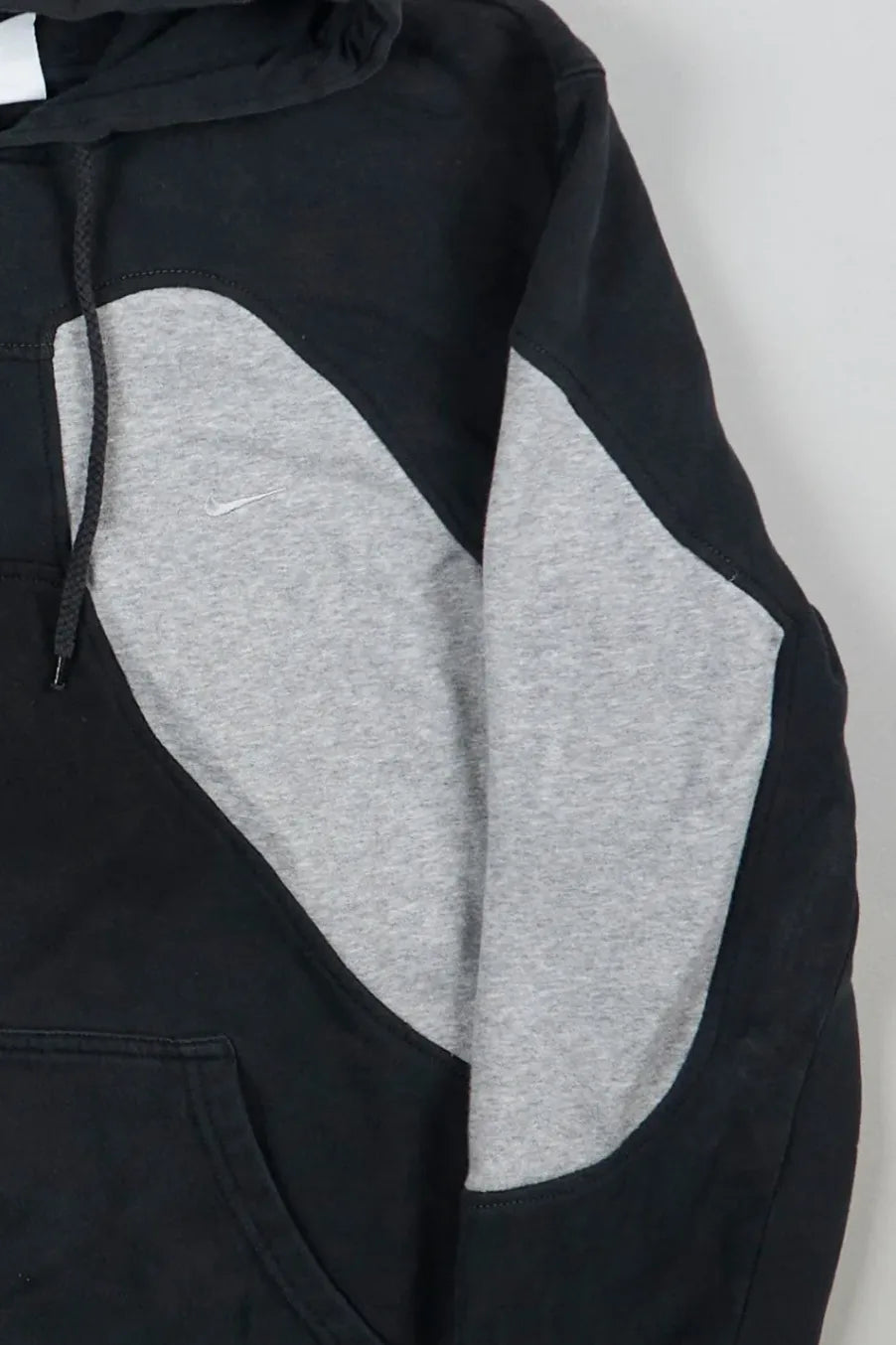 Nike - Renewed Hoodie (L) Right