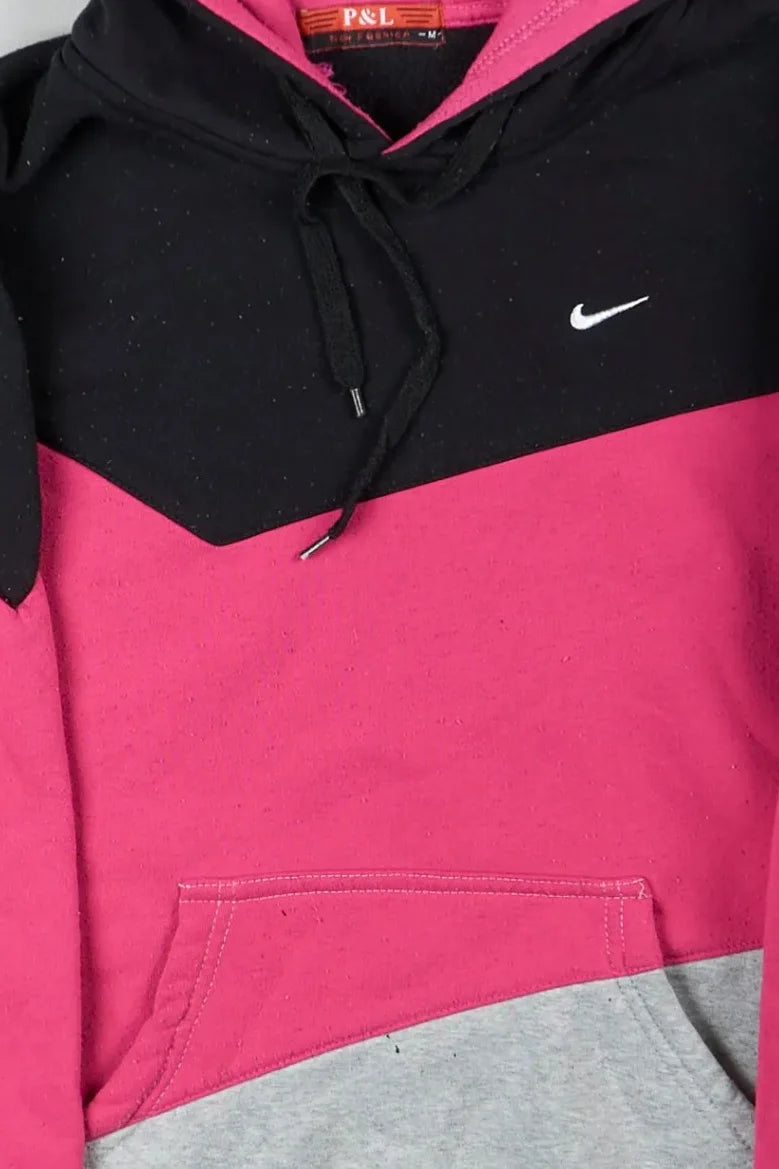 Nike - Renewed Hoodie (M) Center