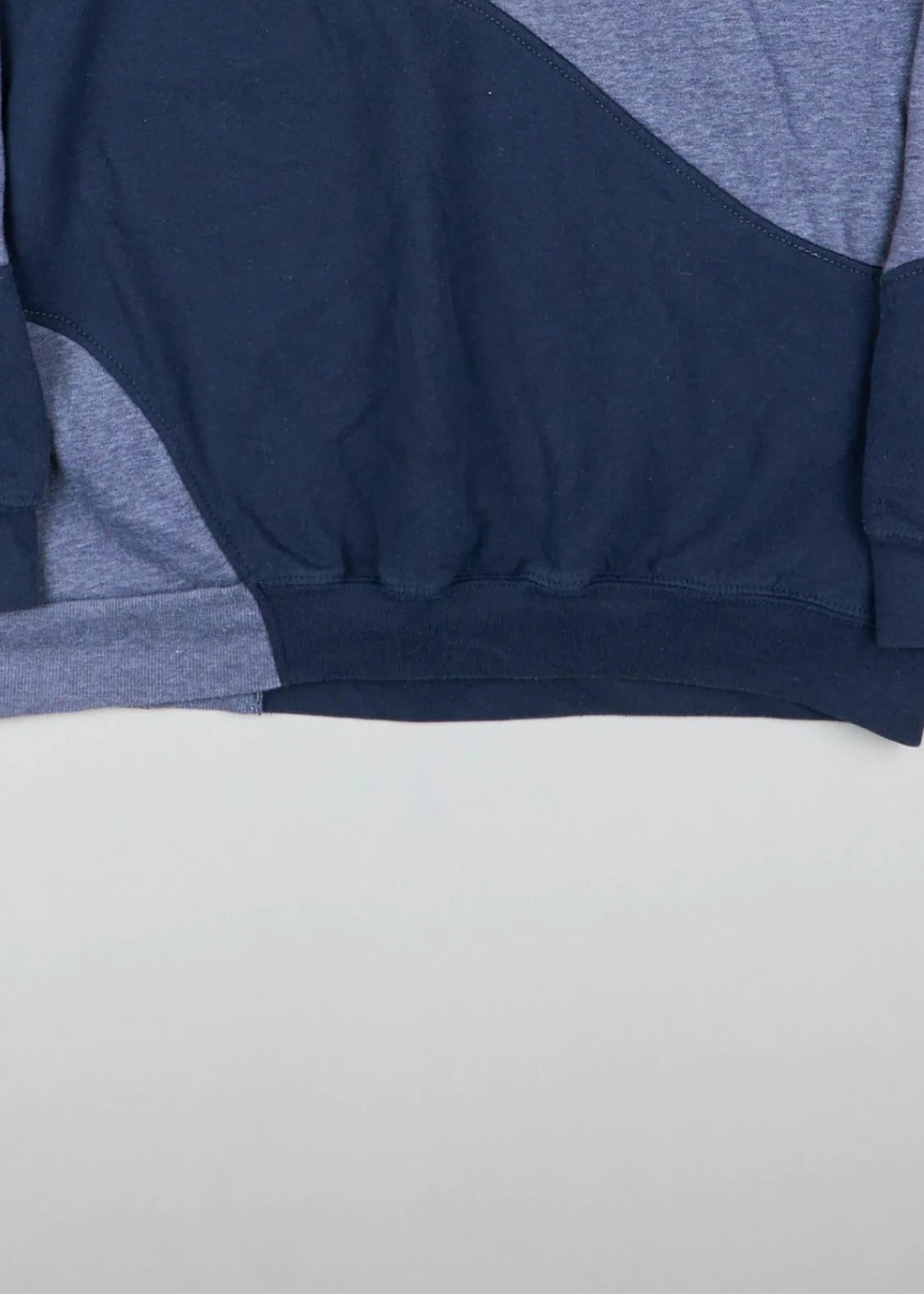 Nike - Renewed Sweatshirt (L) Bottom