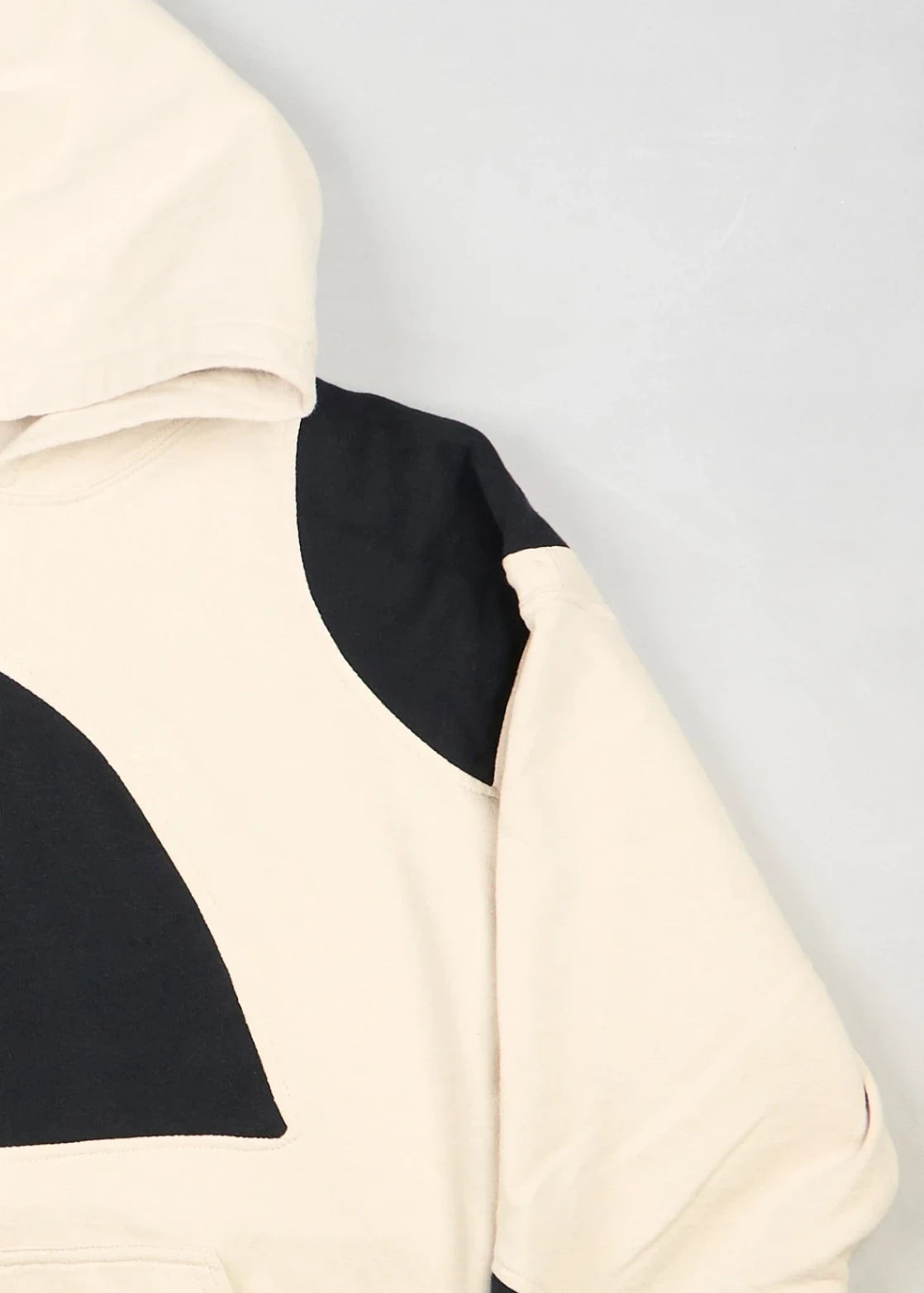 '- Hoodie (M) Right