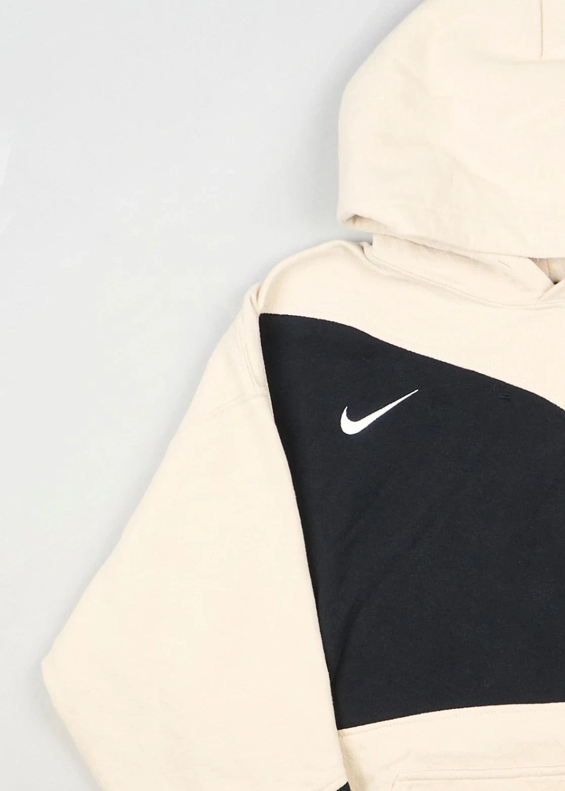 '- Hoodie (M) Left