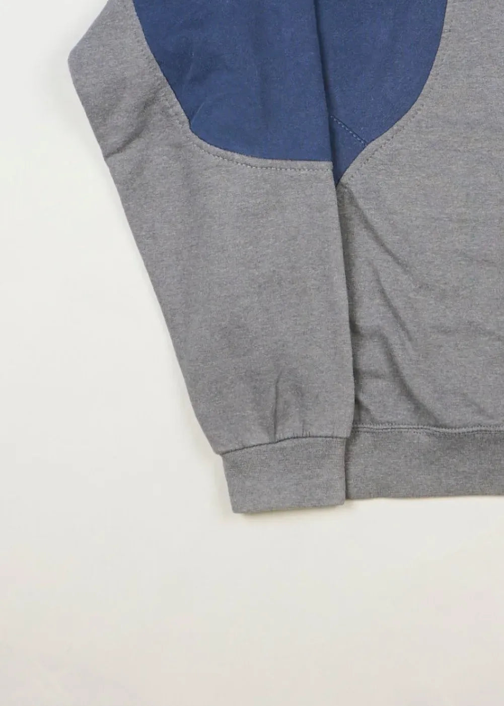 Nike - Sweatshirt (S) Bottom Left