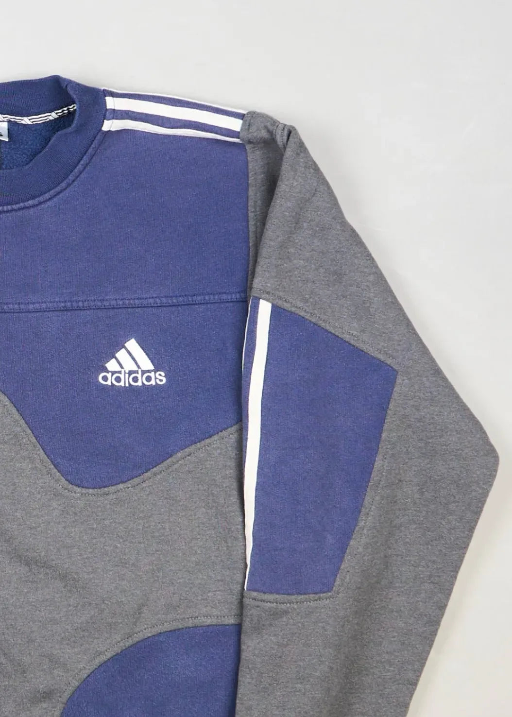 Adidas - Sweatshirt (L) Right
