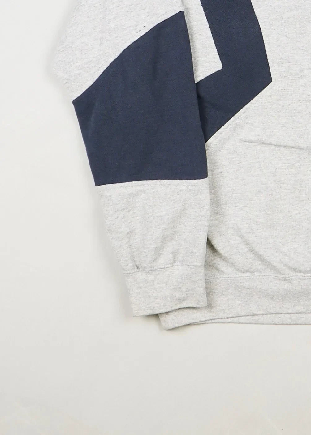 Nike - Sweatshirt (M) Bottom Left