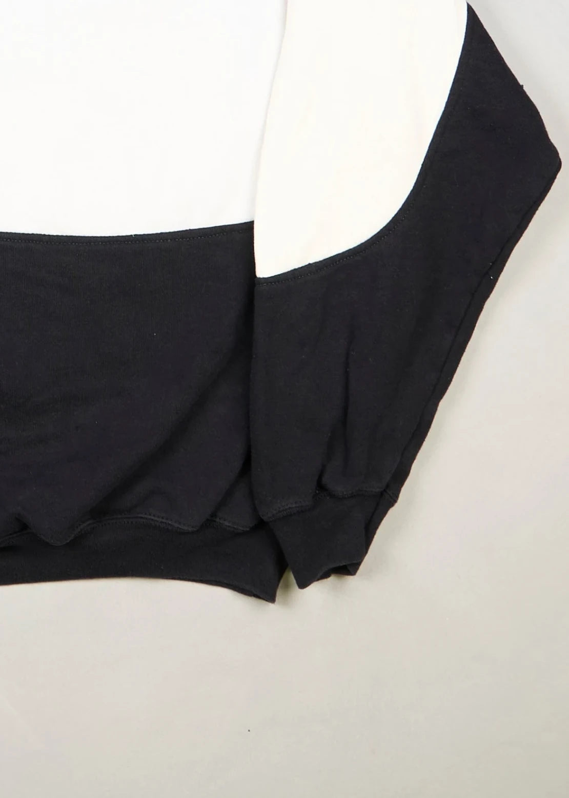 Nike - Sweatshirt (L) Bottom Right