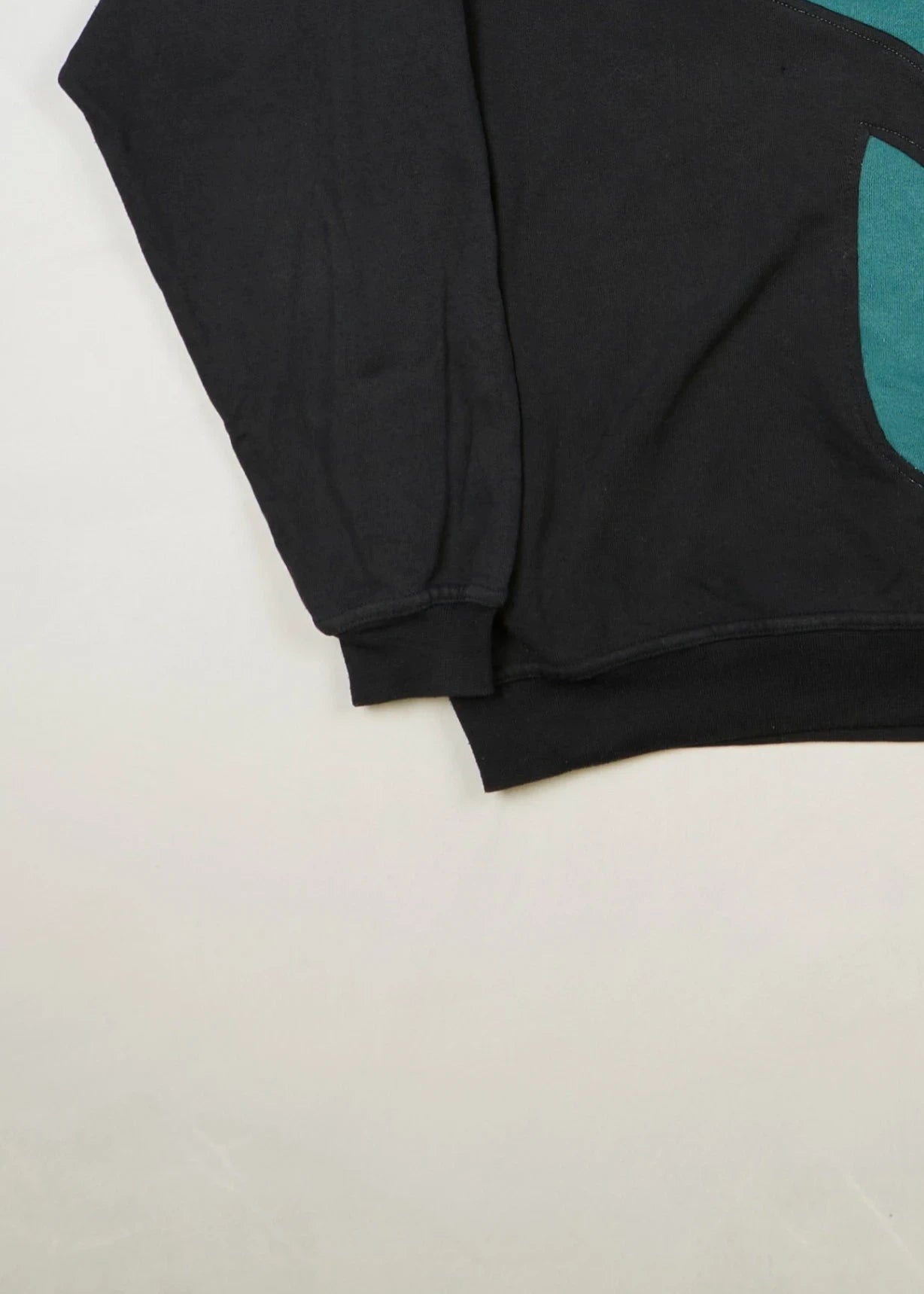 Adidas - Sweatshirt (M) Bottom Left