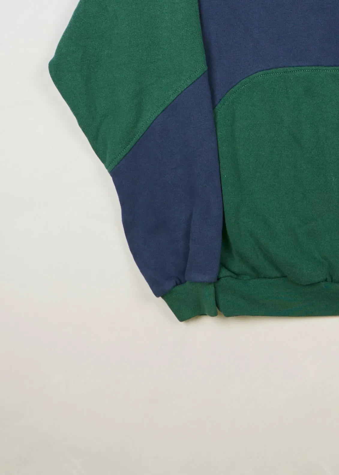 Nike - Sweatshirt (S) Bottom Left