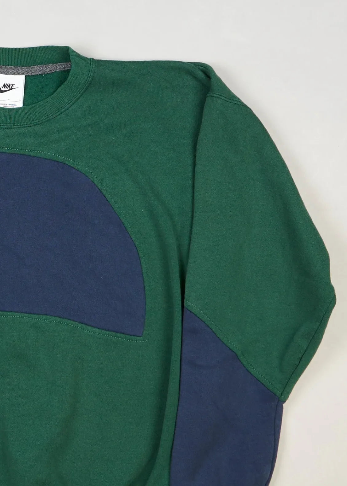 Nike - Sweatshirt (S) Right