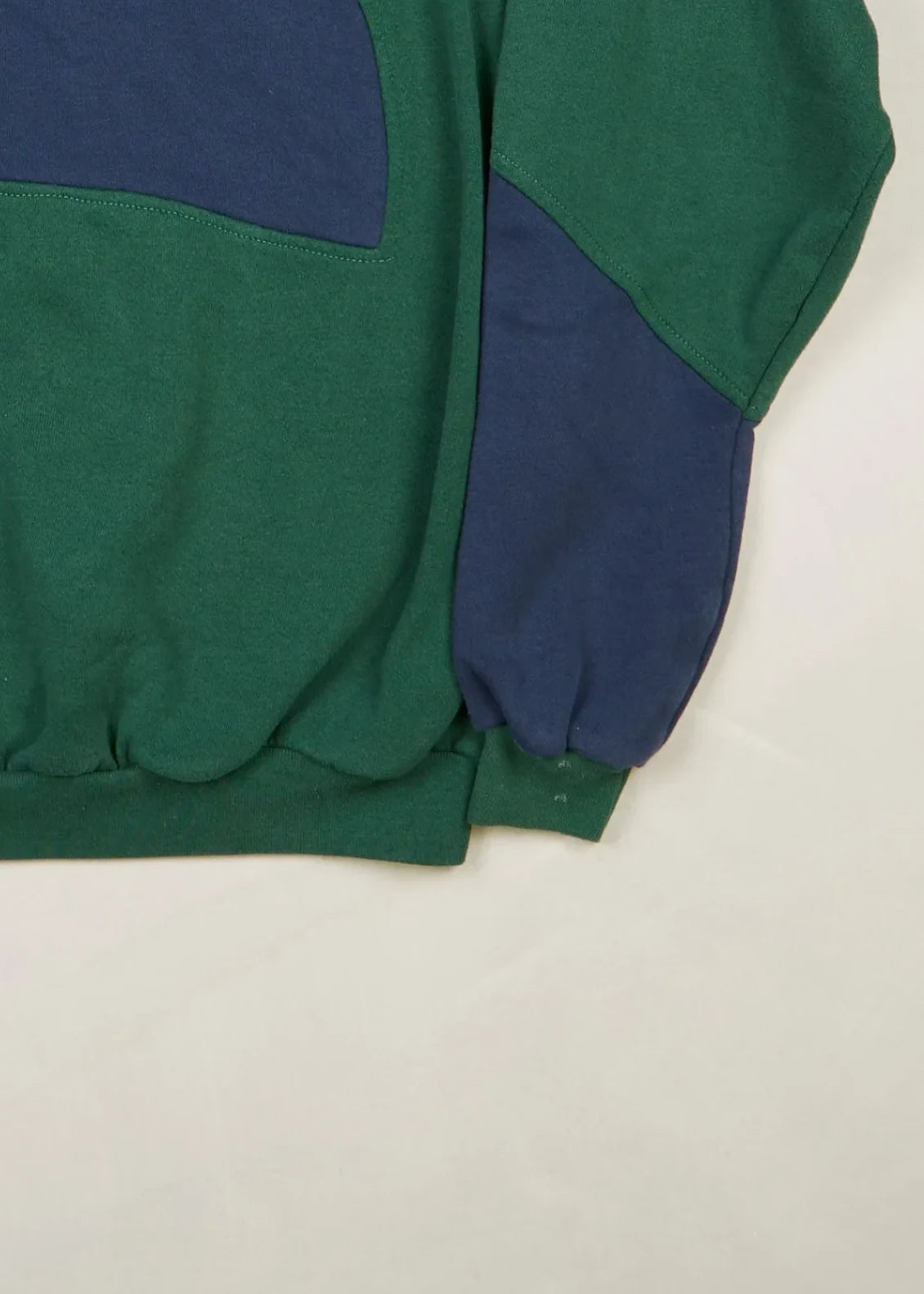 Nike - Sweatshirt (S) Bottom Right