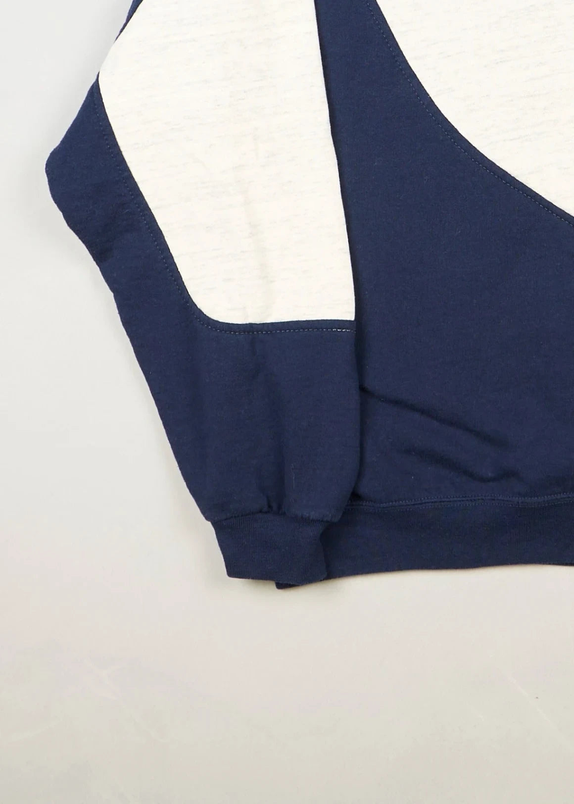 Nike - Sweatshirt (L) Bottom Left