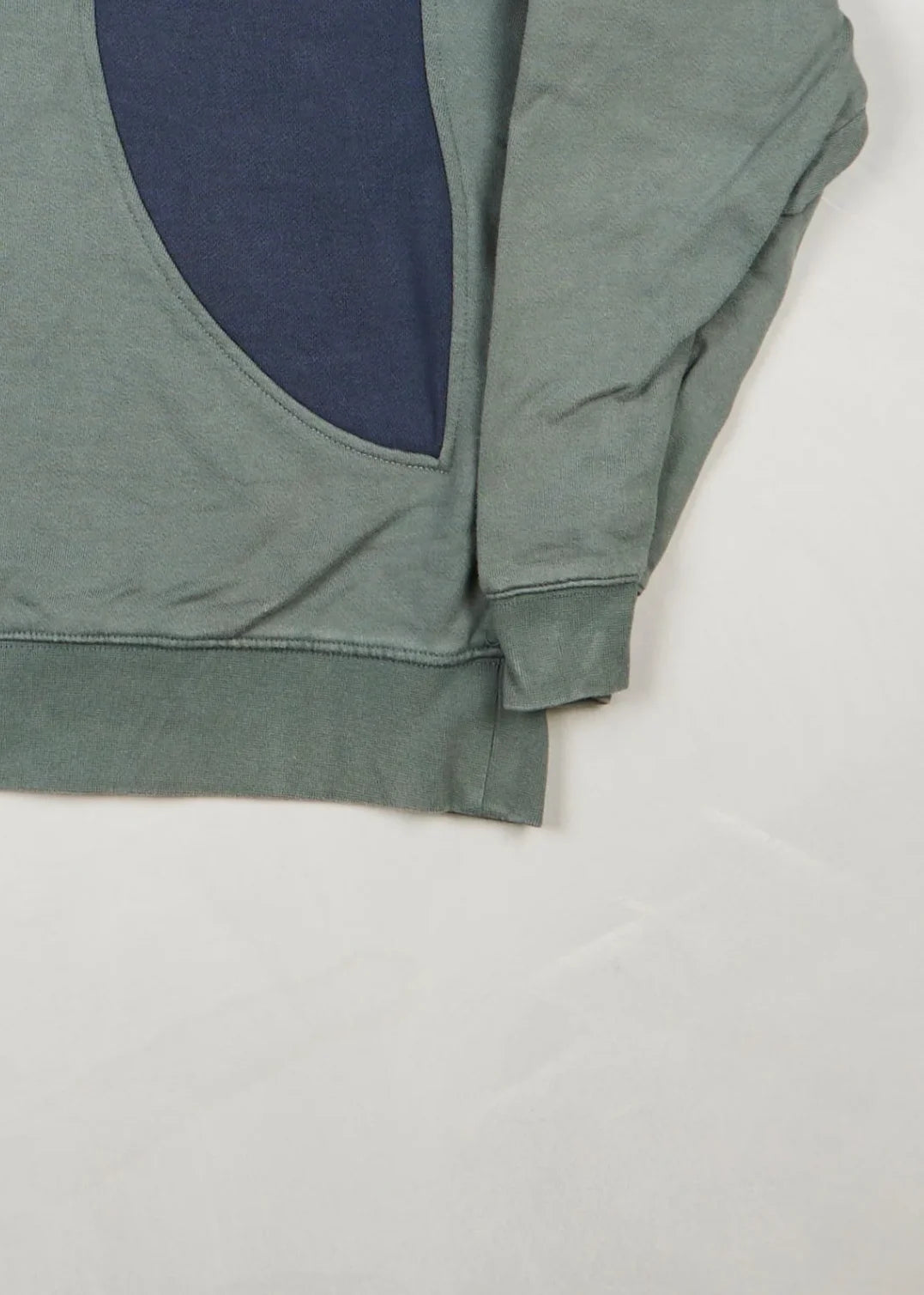 Tommy Hilfiger - Sweatshirt (S) Bottom Right