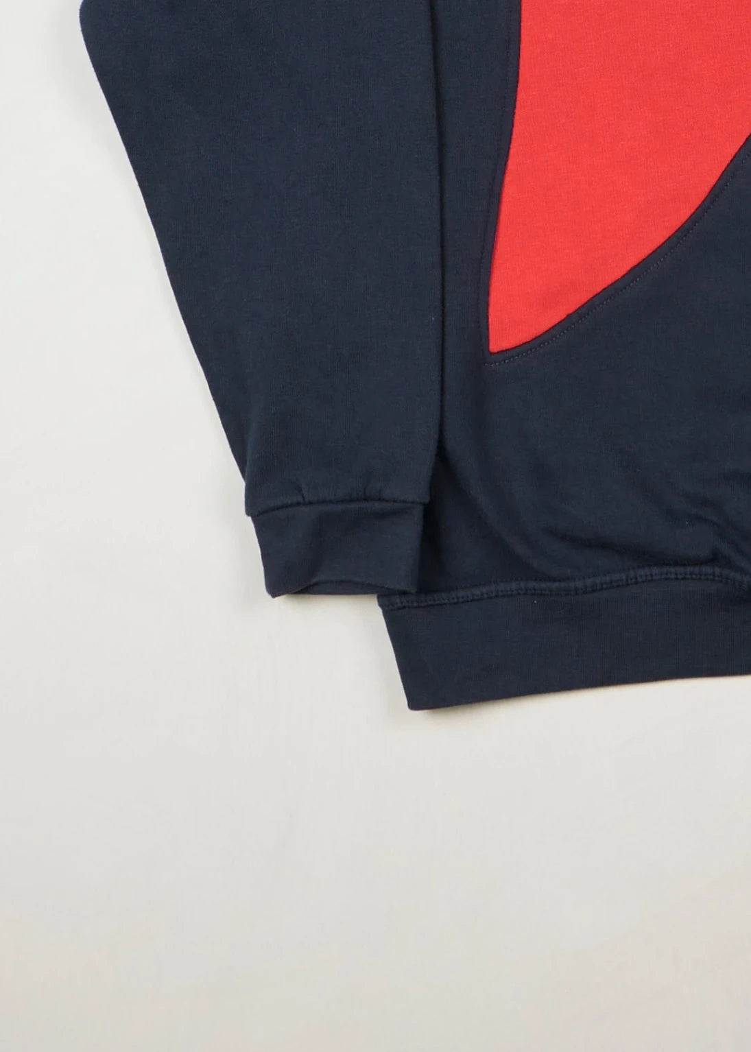 Nike - Sweatshirt (XXL) Bottom Left
