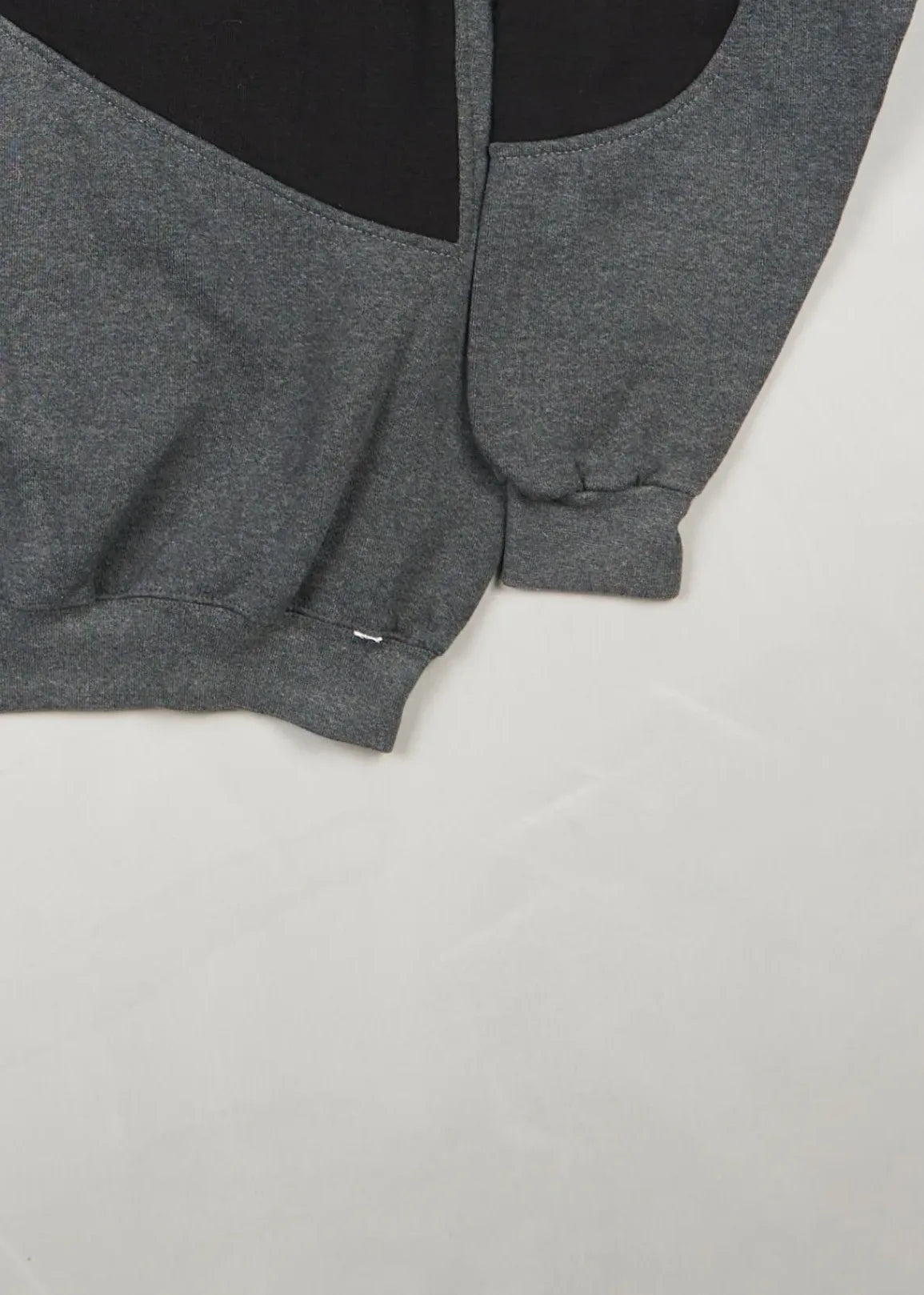 Puma - Sweatshirt (M) Bottom Right