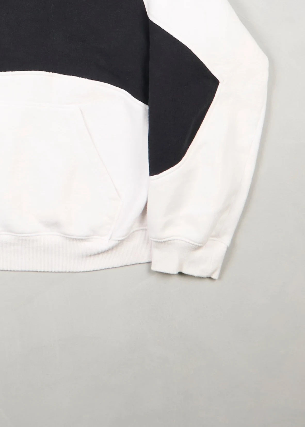 Nike - Hoodie (L) Bottom Right