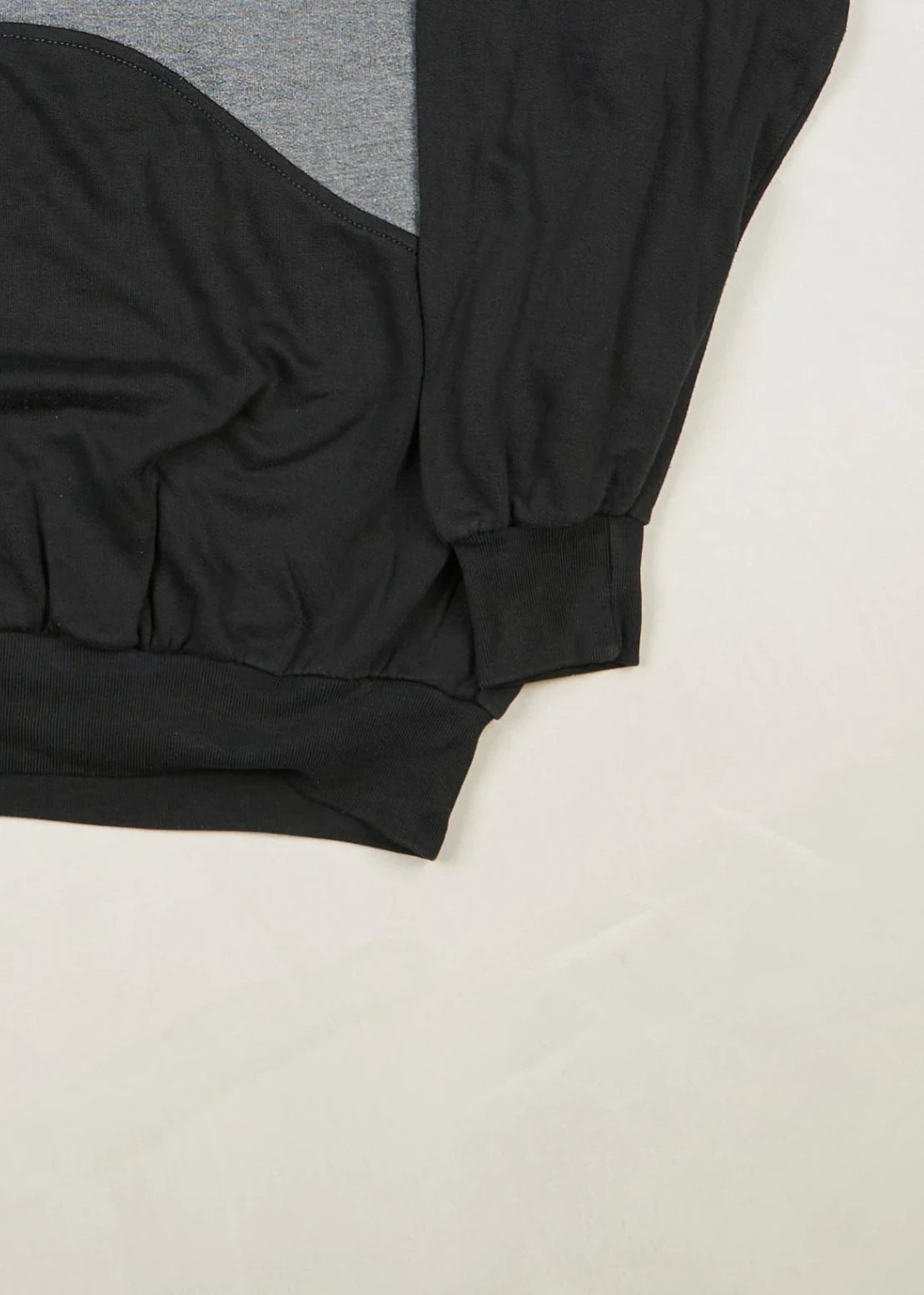 Nike - Sweatshirt (M) Bottom Right