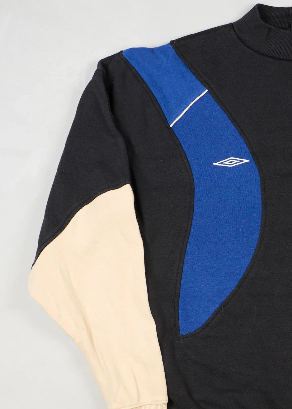 Umbro - Sweatshirt (M) Left