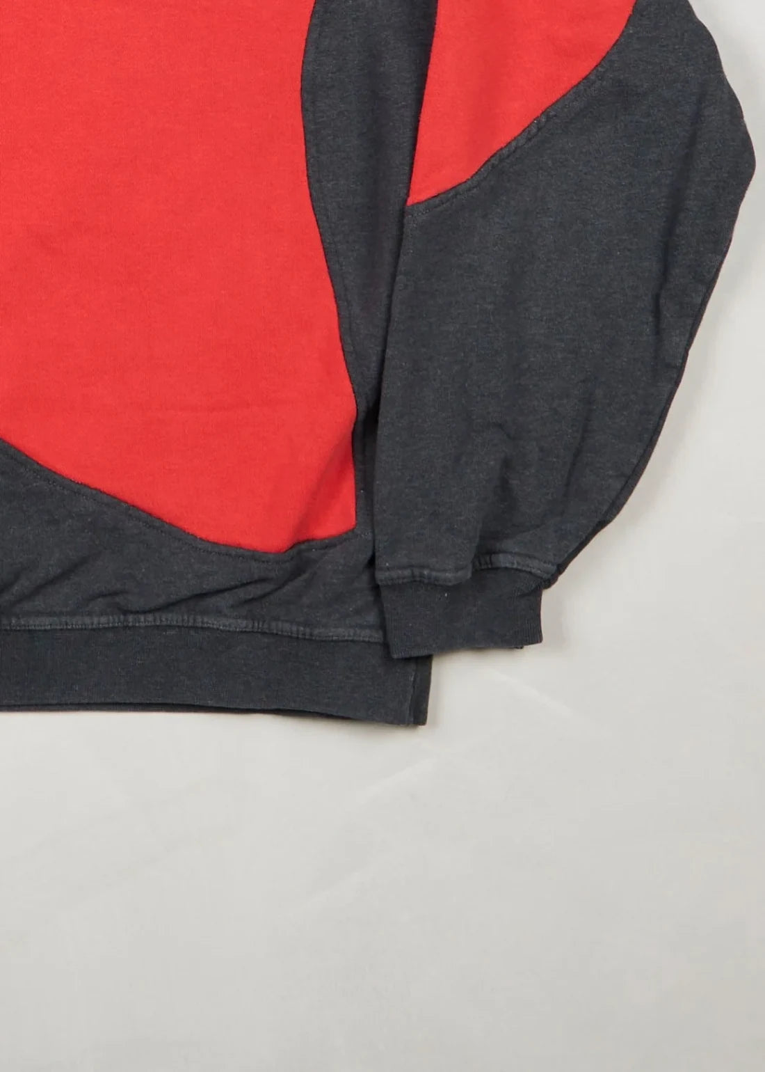 Nike - Sweatshirt (M) Bottom Right