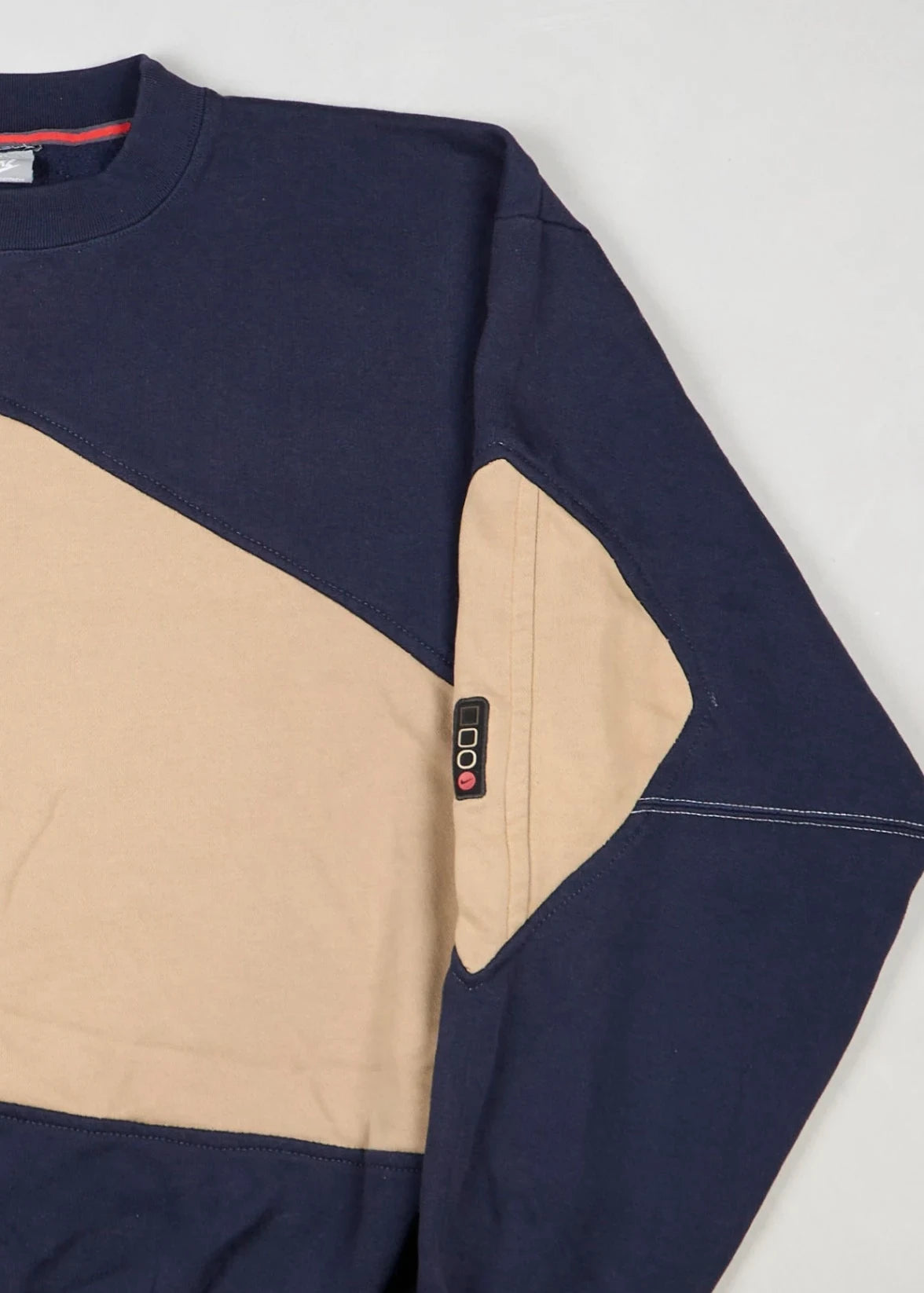 Nike - Sweatshirt (L) Right