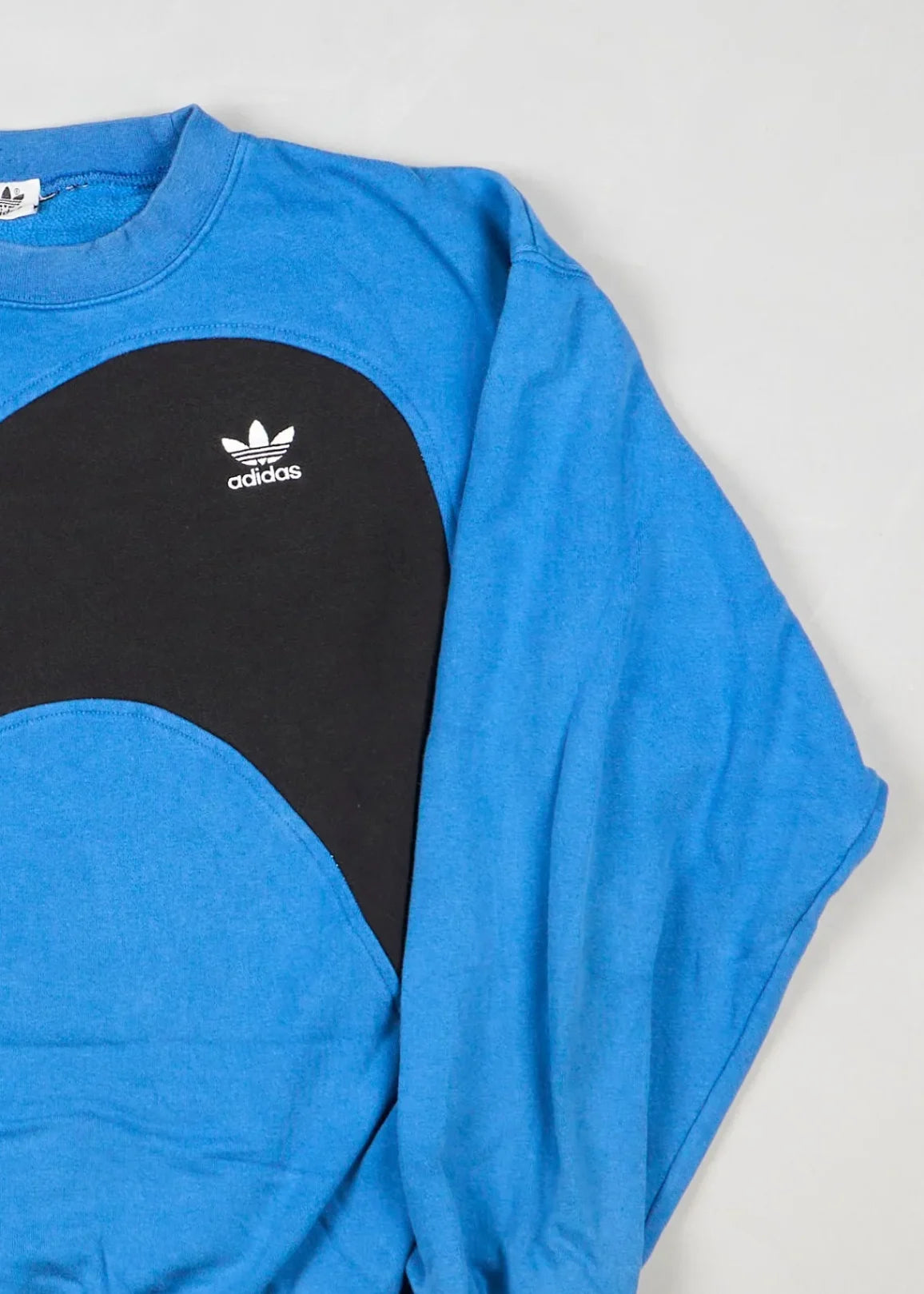Adidas - Sweatshirt (L) Right