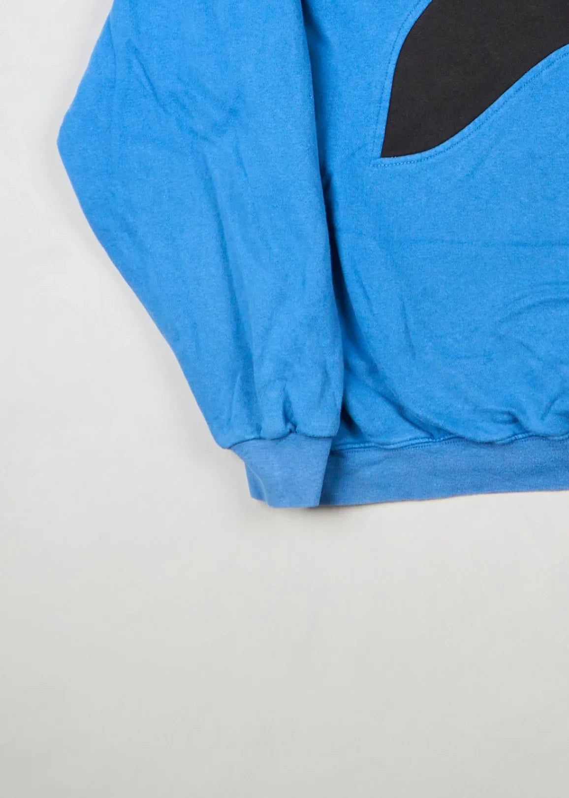 Adidas - Sweatshirt (L) Bottom Left