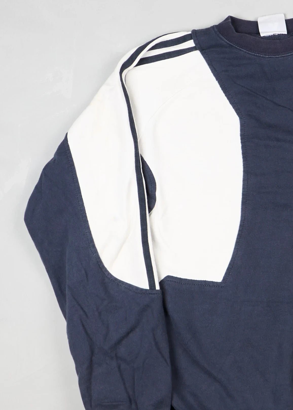 Adidas - Sweatshirt (L) Left