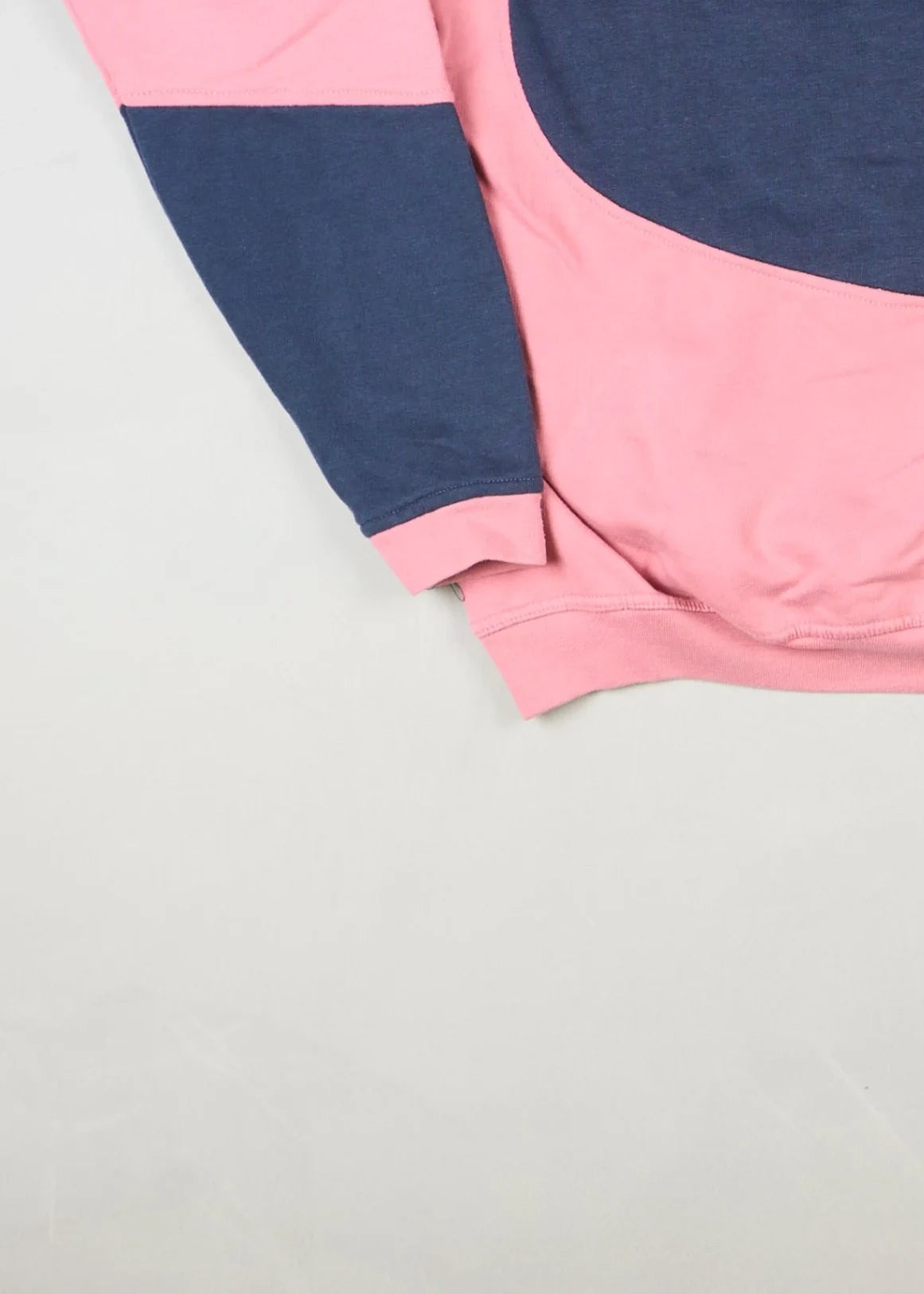 Nike - Sweater (L) Bottom Left