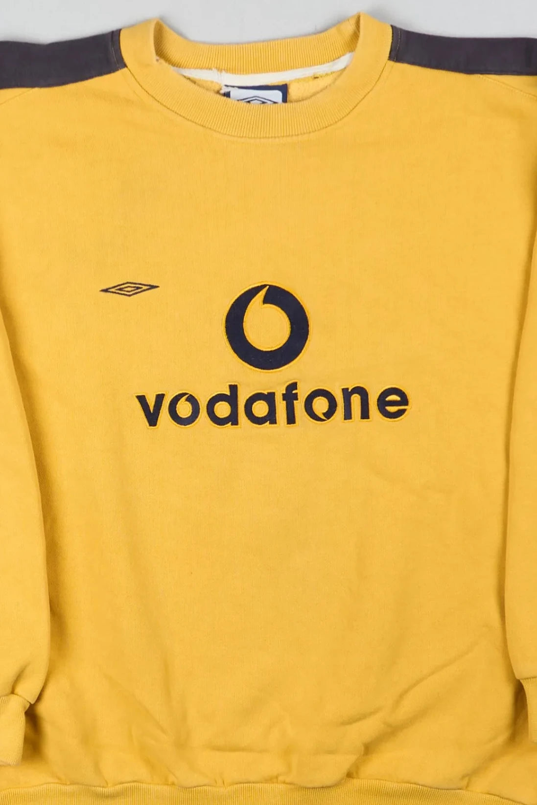 Umbro - Sweatshirt (L) Center
