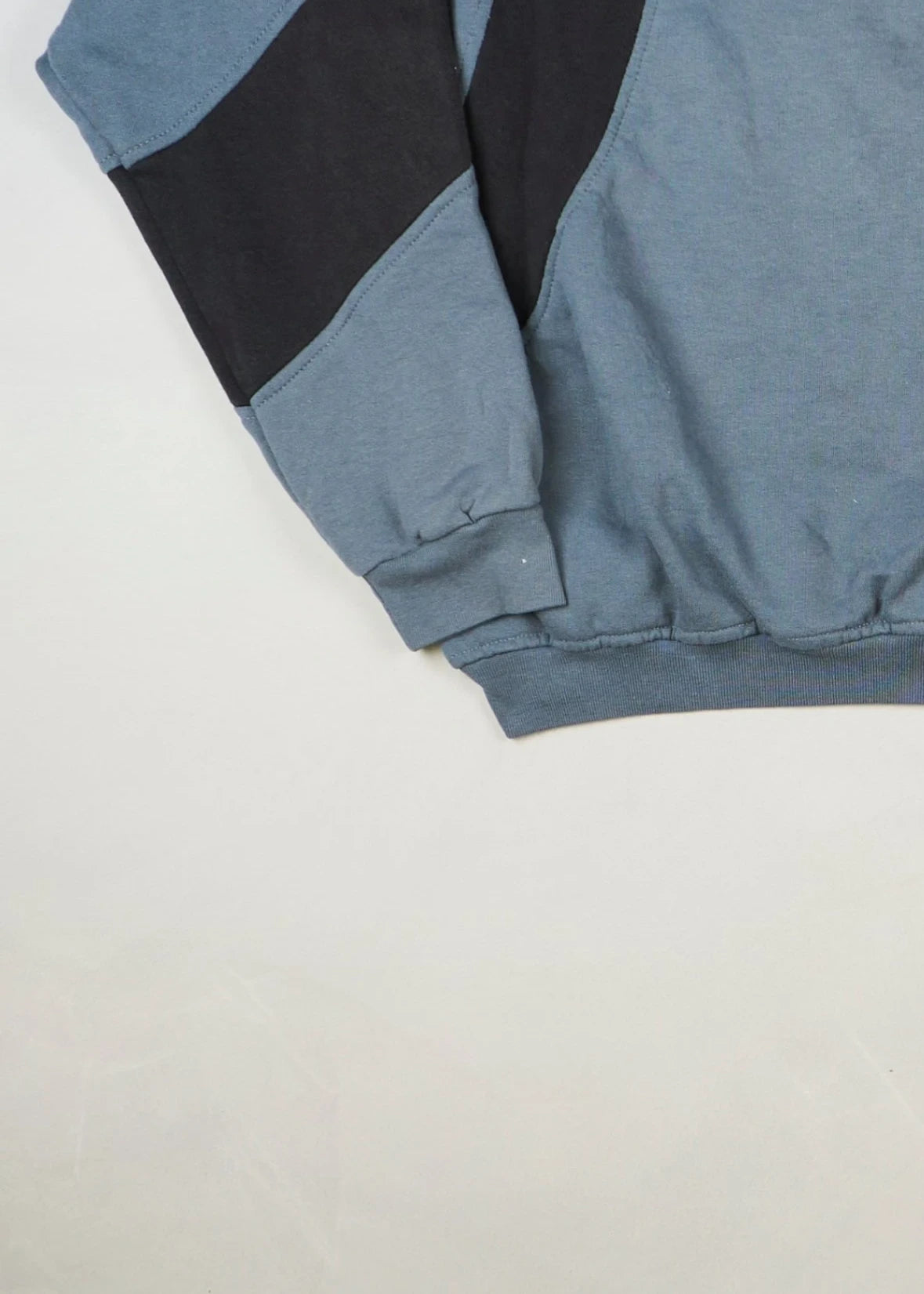 Nike - Sweatshirt (L) Bottom Left
