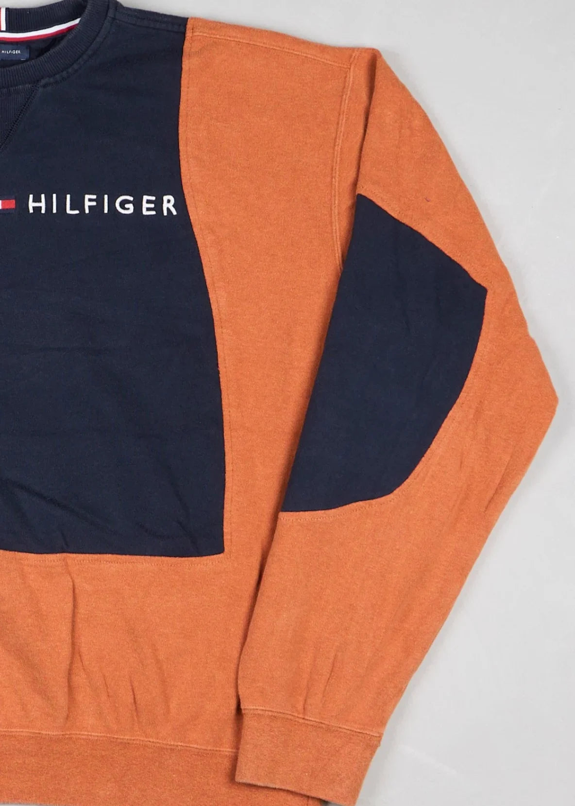 Tommy Hilfiger - Sweatshirt (L) Right