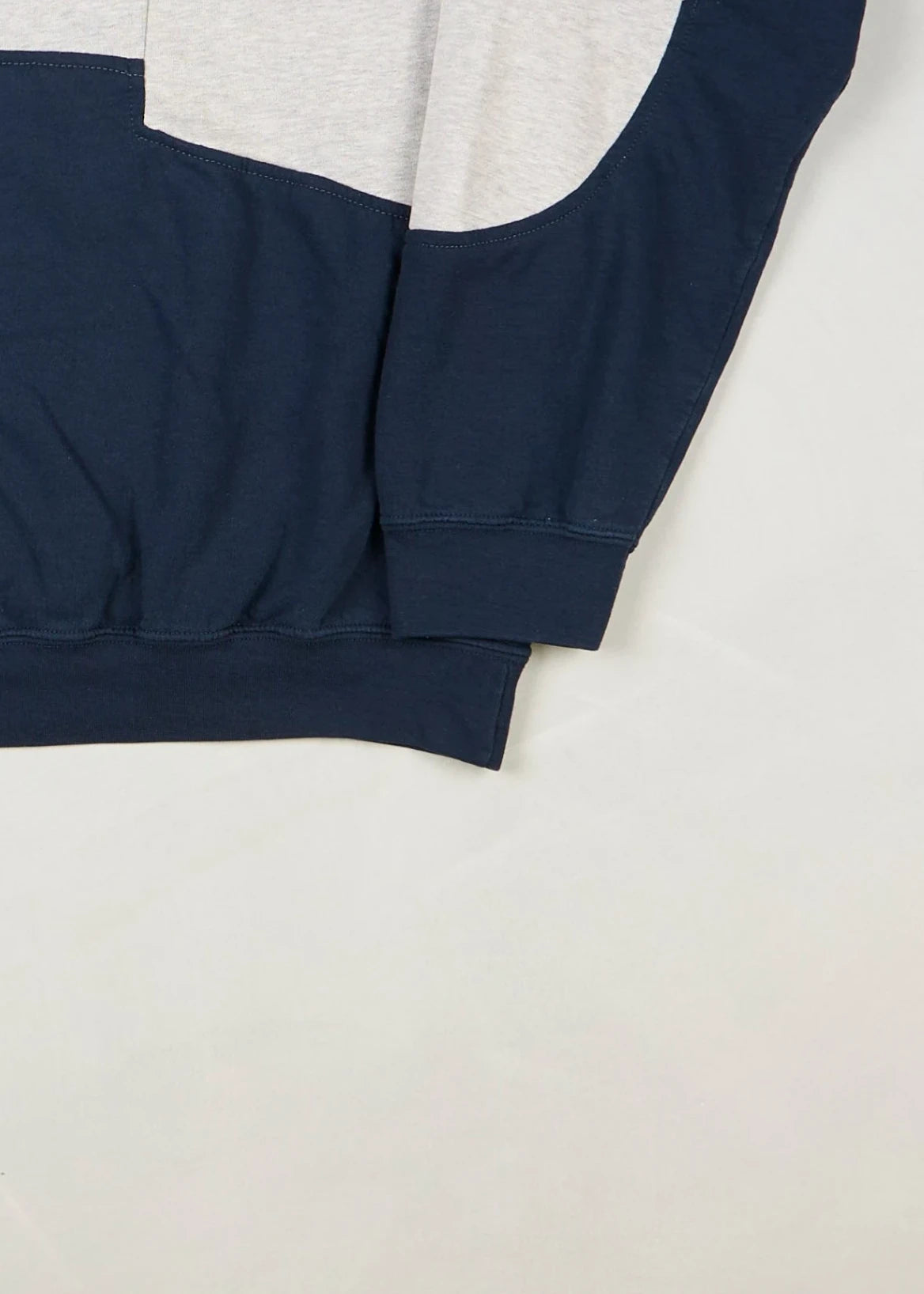 Ralph Lauren - Sweatshirt (M) Bottom Right